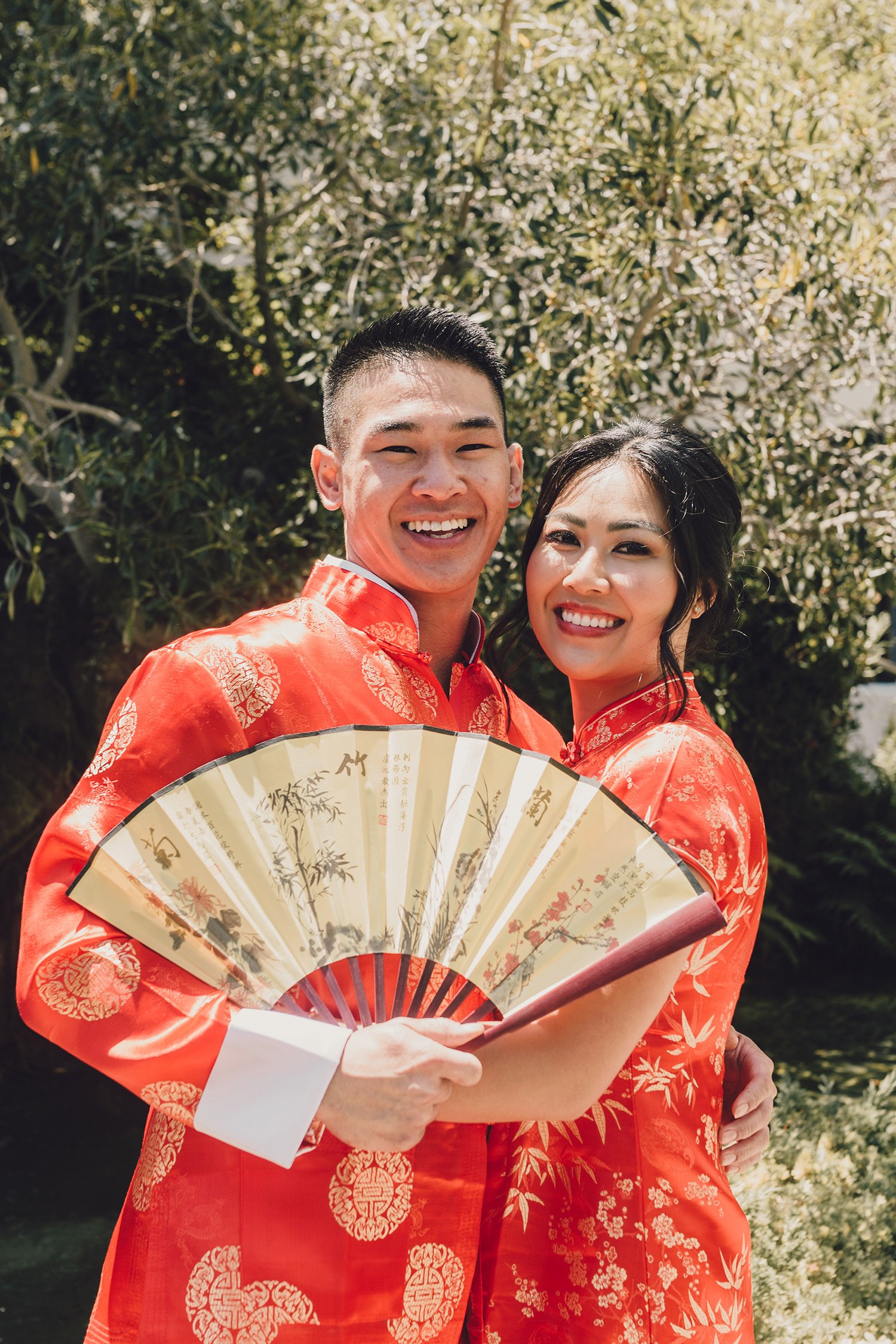 modern-asian-american-wedding-first-look-traditional-chinese-attire-socal-photographer-12.jpg