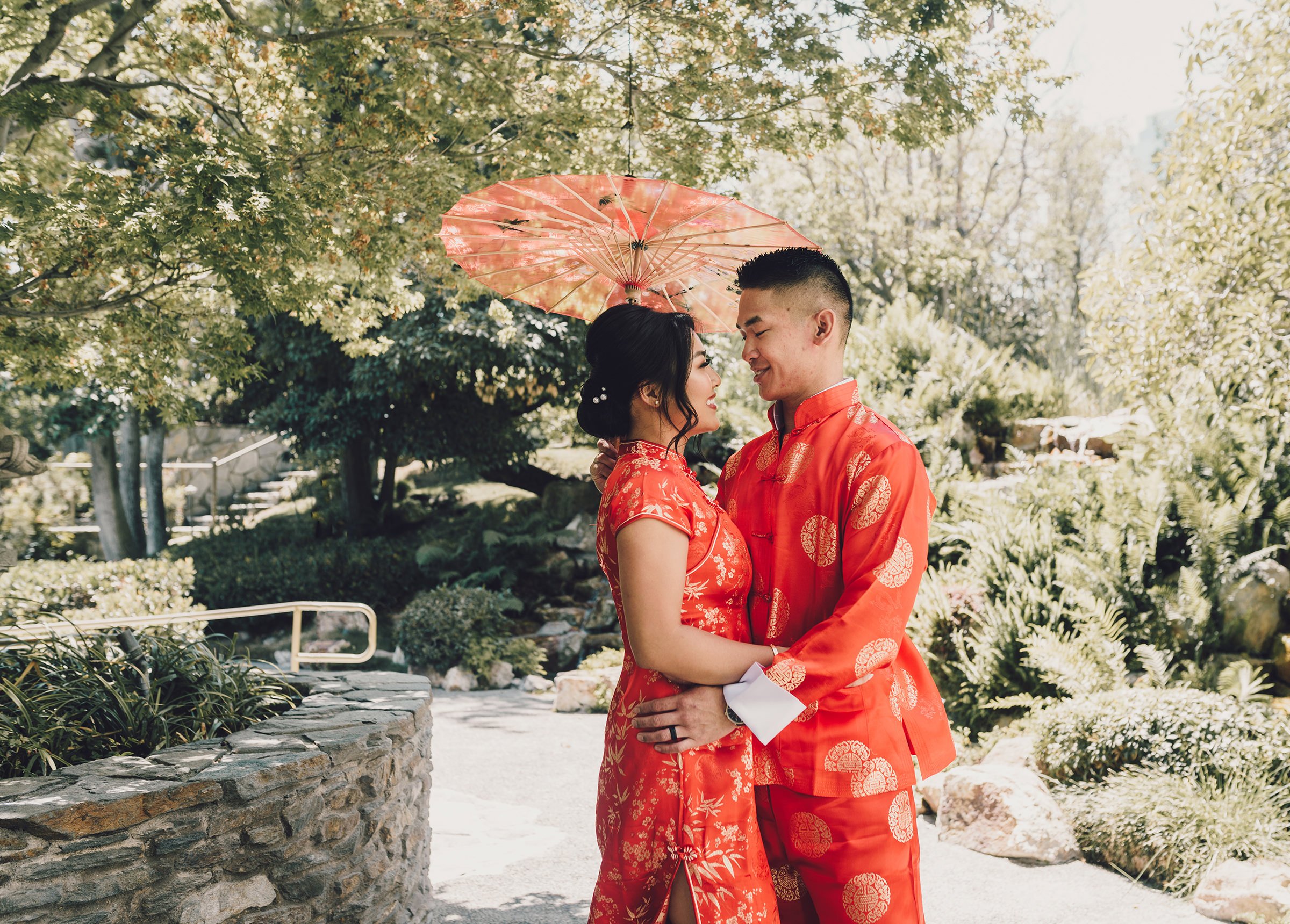 modern-asian-american-wedding-first-look-traditional-chinese-attire-socal-photographer-25.jpg