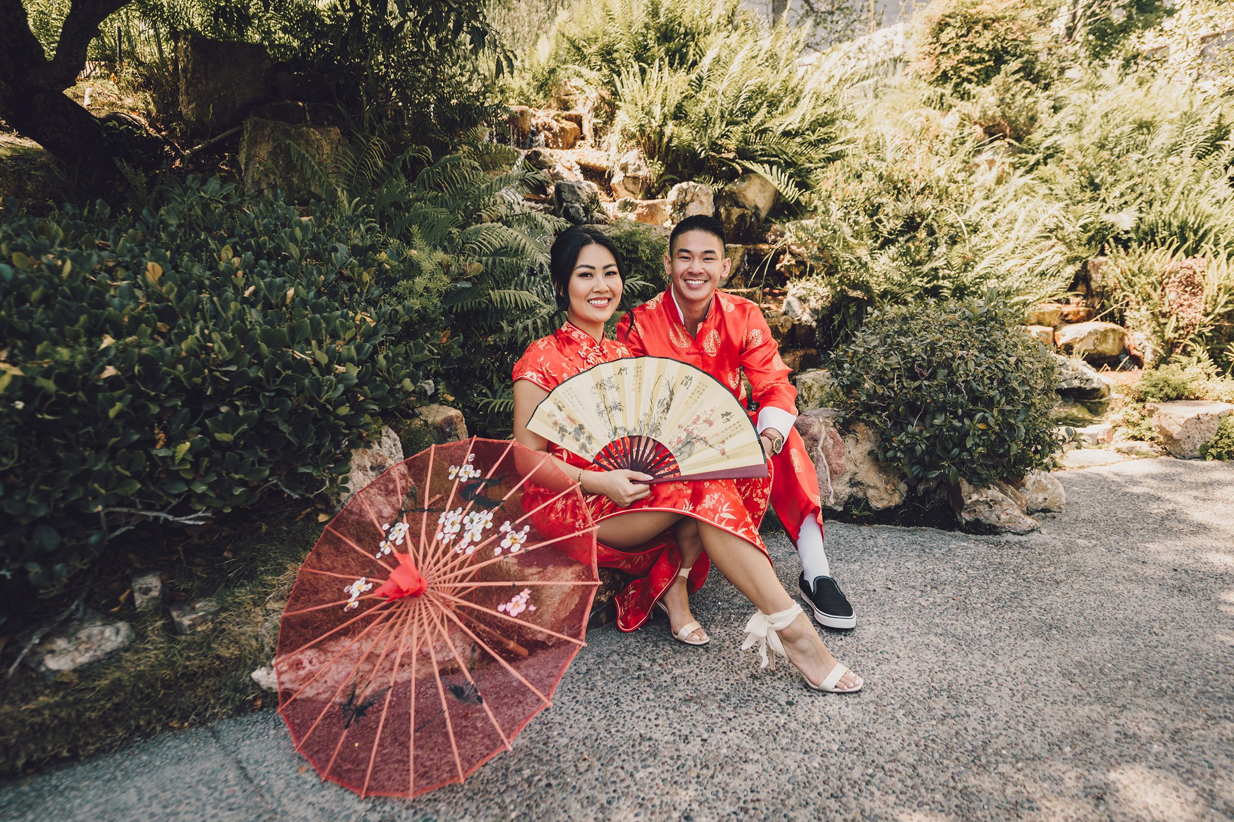 modern-asian-american-wedding-first-look-traditional-chinese-attire-socal-photographer-26.jpg