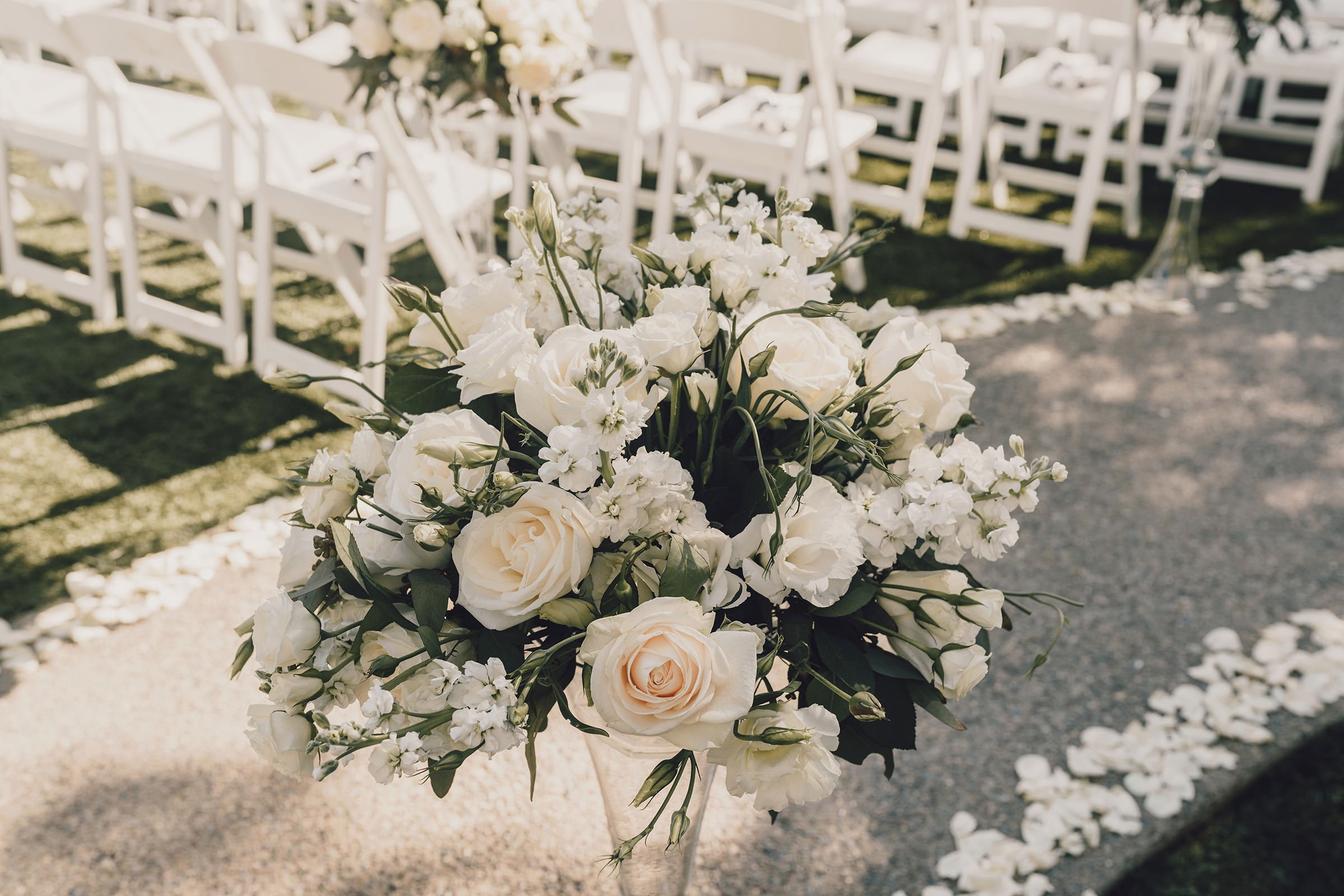 modern-asian-american-wedding-doubletree-hilton-downtown-los-angeles-venue-socal-photographer-6.jpg