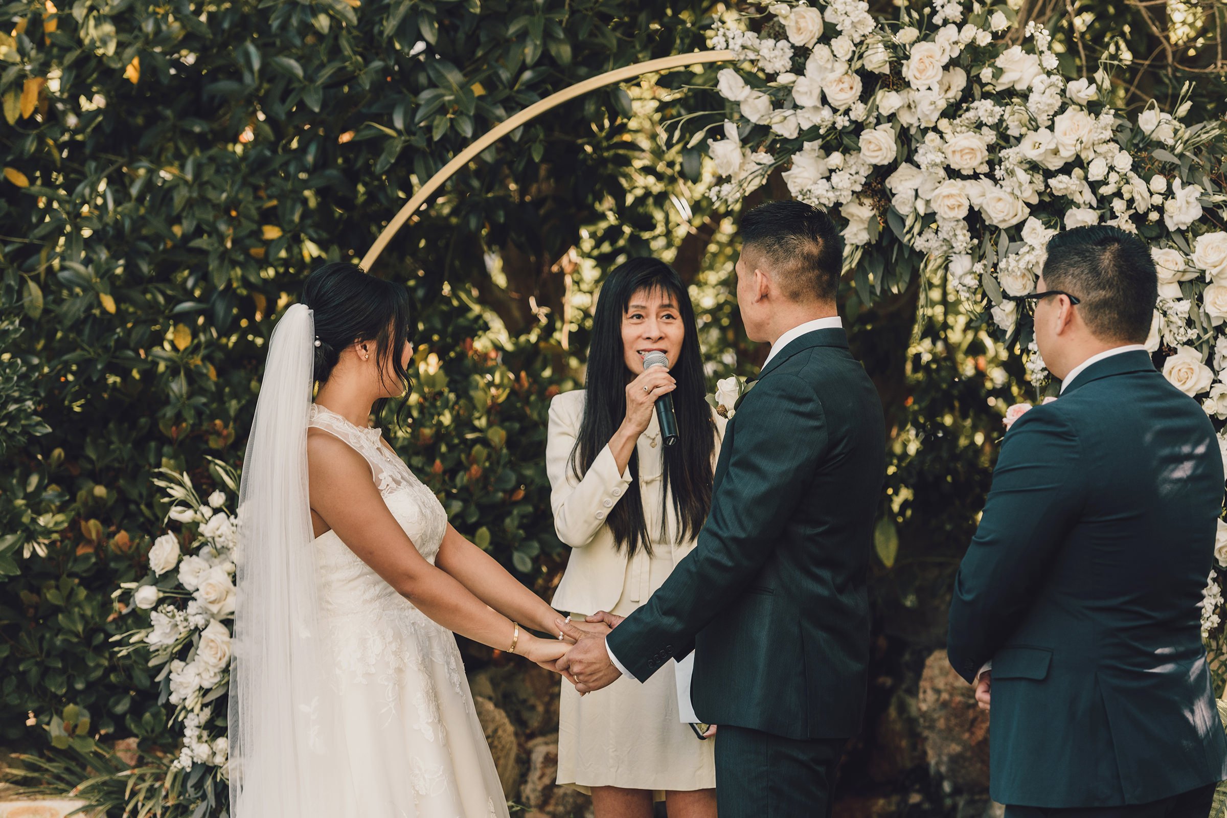 modern-asian-american-wedding-ceremony-los-angeles-socal-photographer-21.jpg