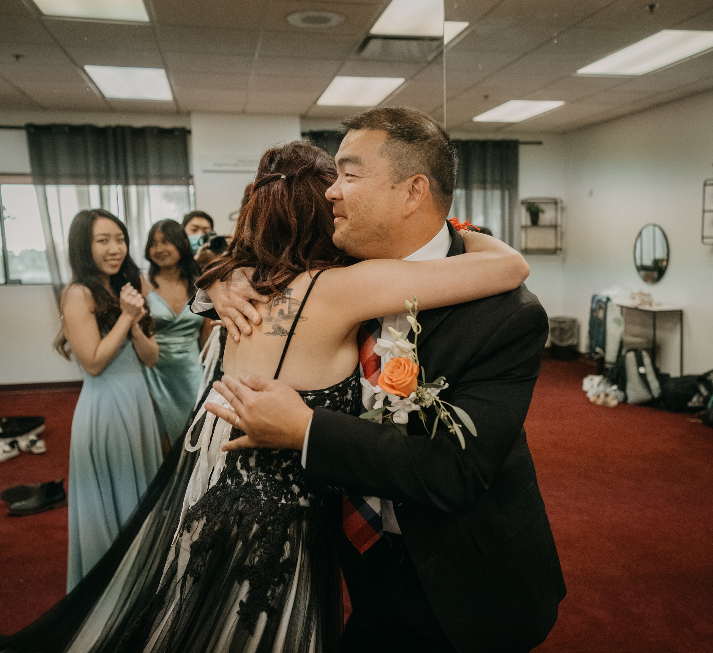 moody-modern-asian-american-wedding-bride-getting-ready-los-angeles-socal-photographer-10.jpg