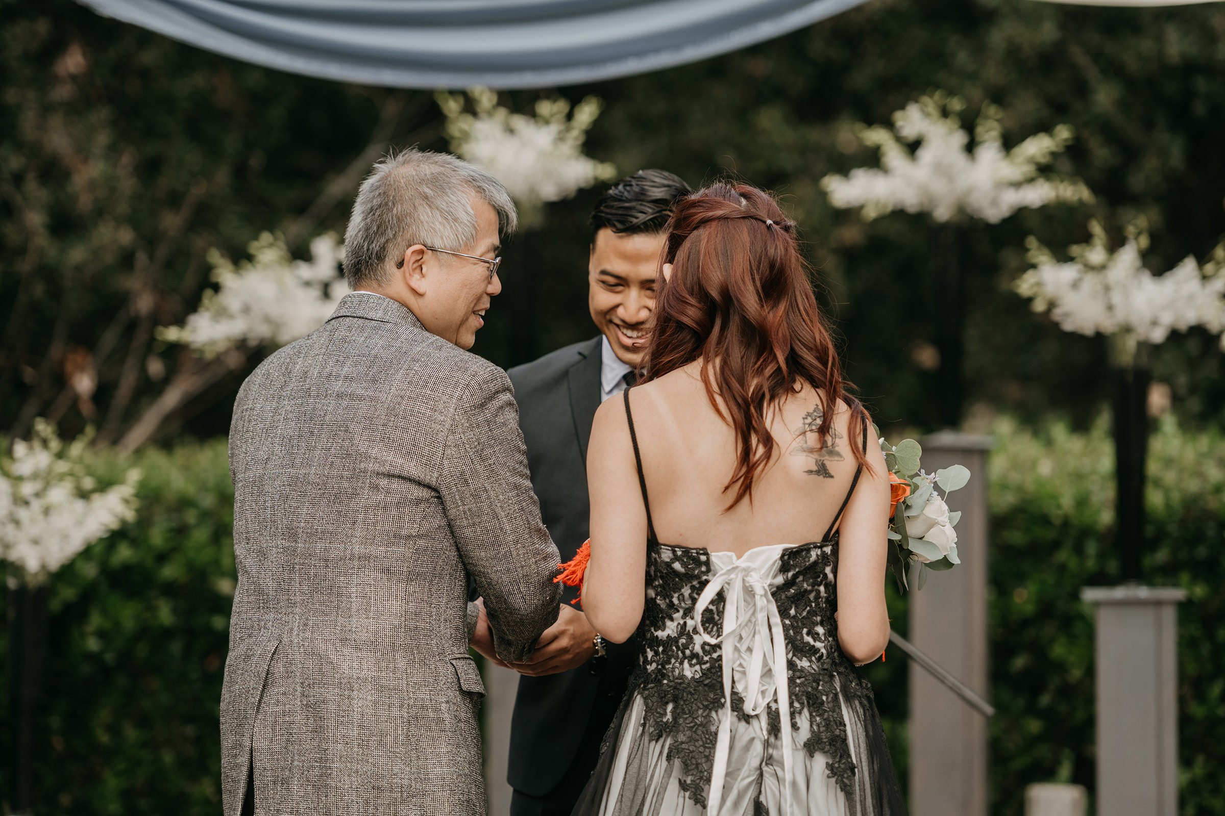 moody-modern-asian-american-wedding-ceremony-sierra-la-verne-socal-photographer-14.jpg