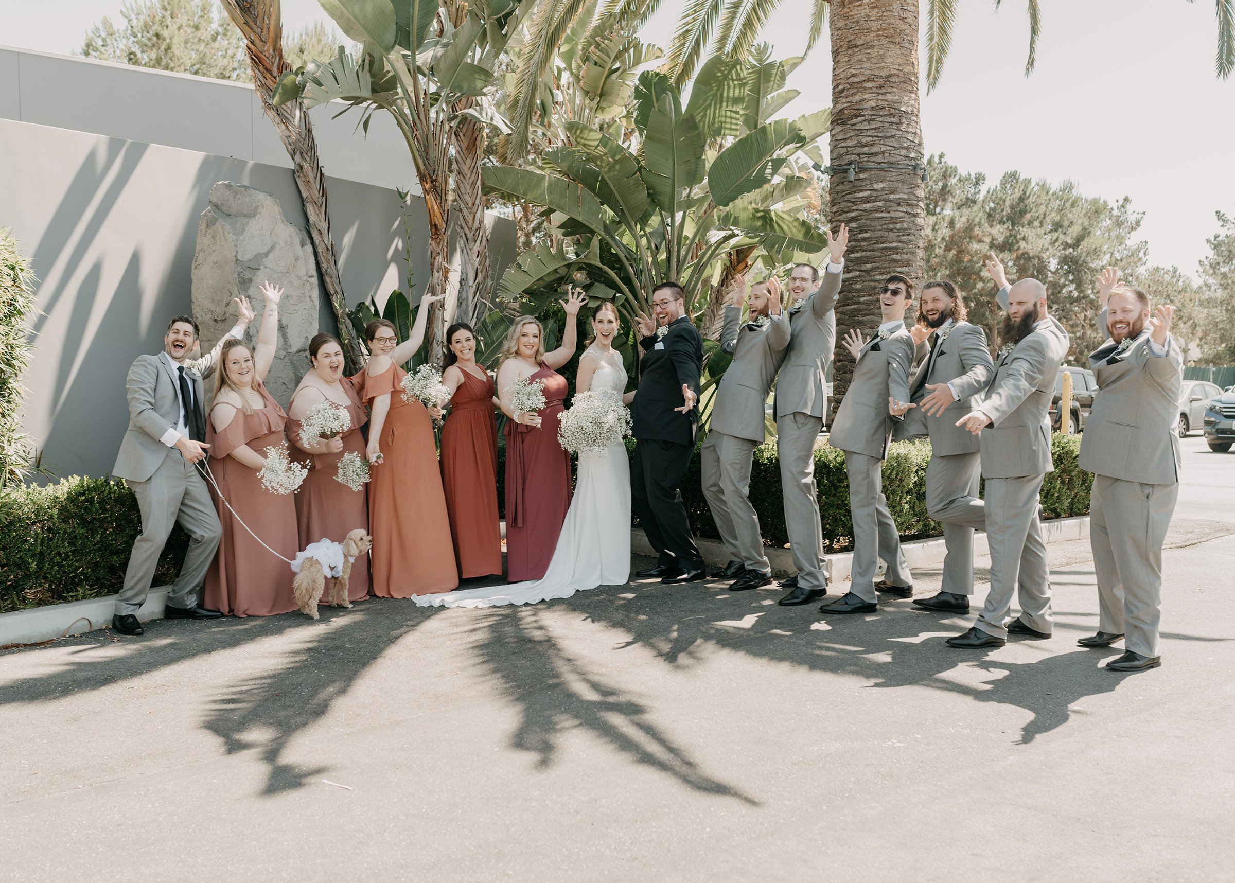 classy-chic-wedding-bride-groom-portraits-colony-house-anaheim-california-socal-photographer-31.jpg