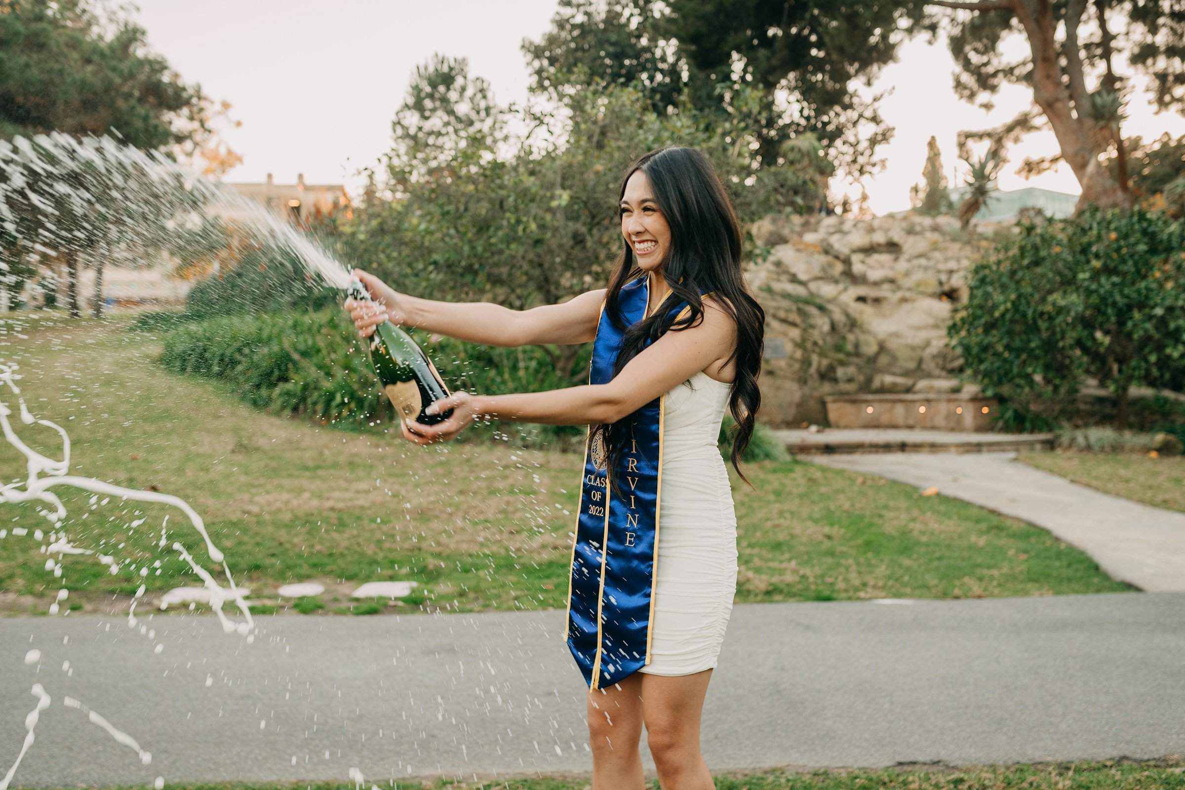 uci-graduation-portrait-irvine-southern-california-photographer-45.jpg