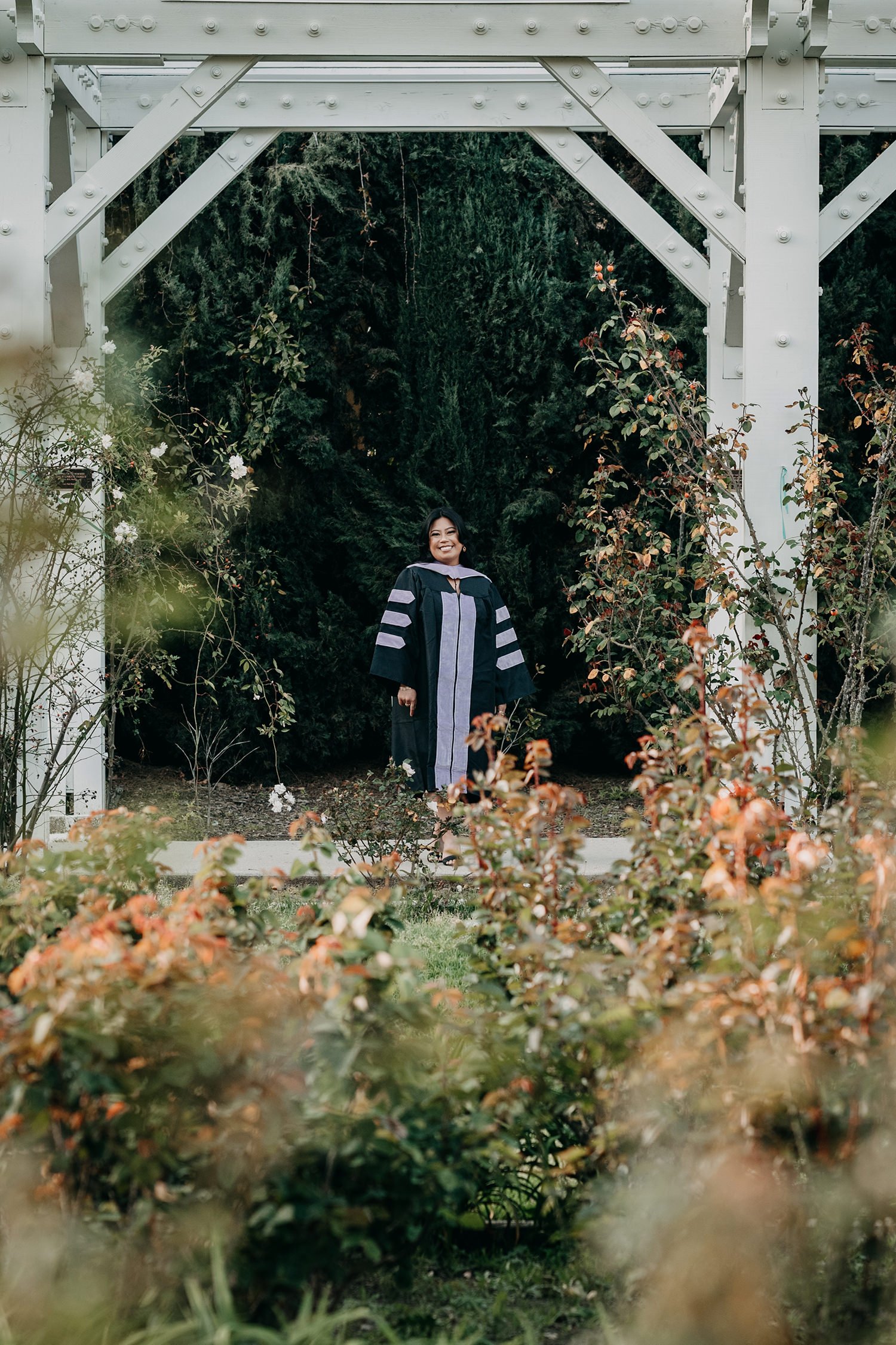 western-university-health-sciences-graduation-portrait-lacy-park-southern-california-photographer-18.jpg