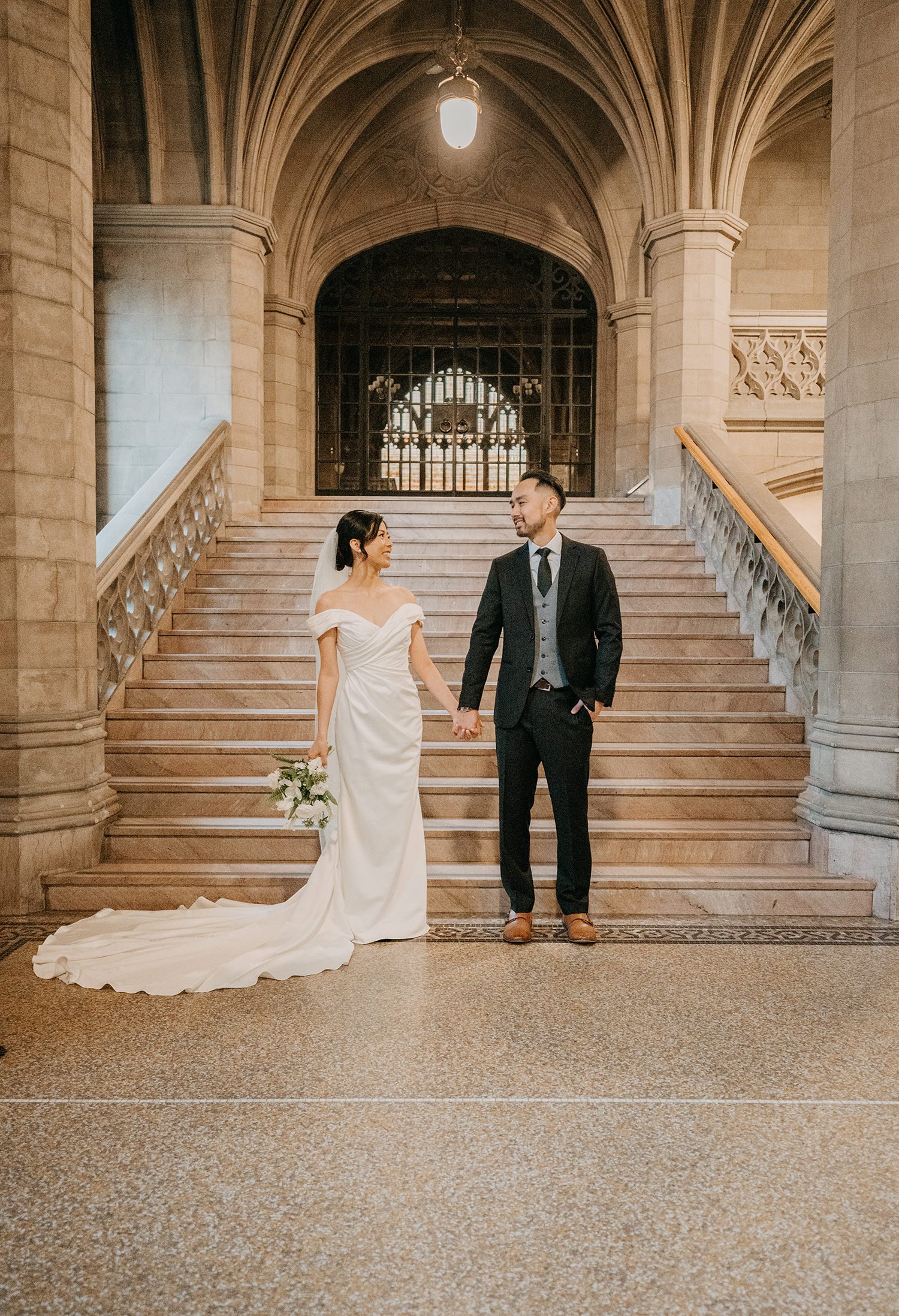 knox-college-bride-groom-portraits-toronto-wedding-photographer-6.jpg