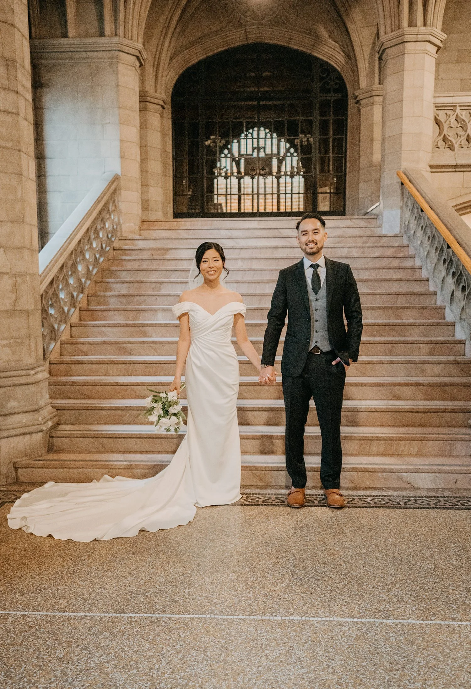 knox-college-bride-groom-portraits-toronto-wedding-photographer-4.jpg