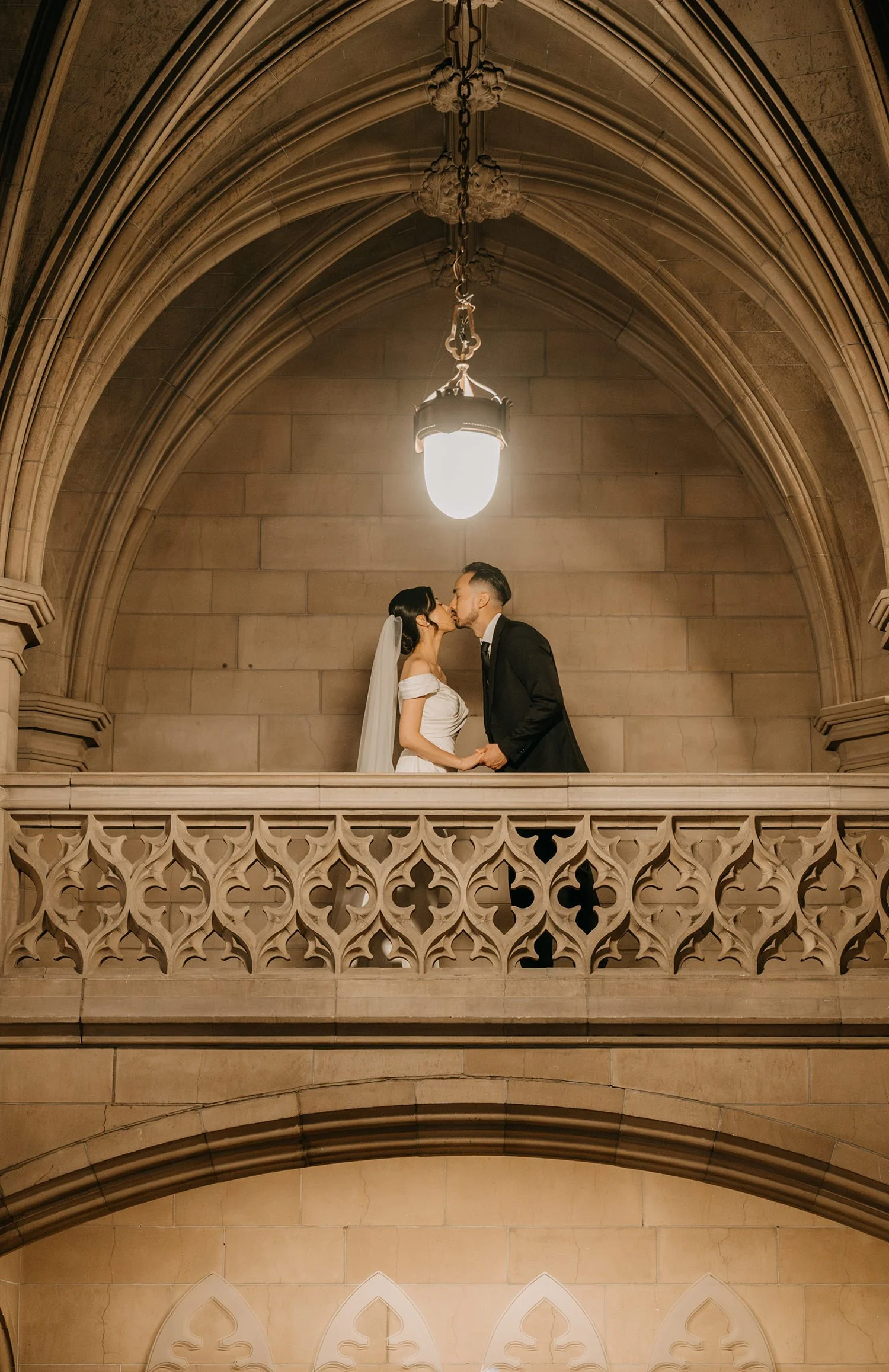 knox-college-bride-groom-portraits-toronto-wedding-photographer-8.jpg