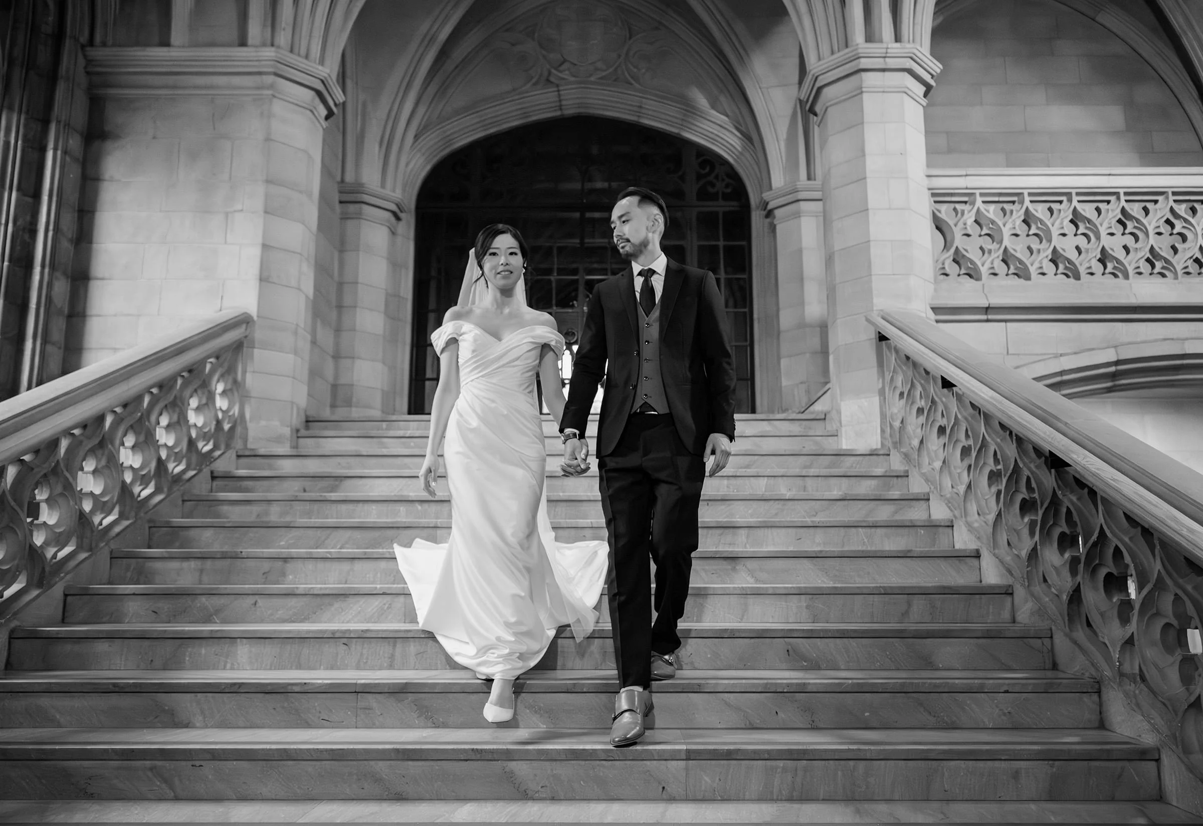 knox-college-bride-groom-portraits-toronto-wedding-photographer-11.jpg