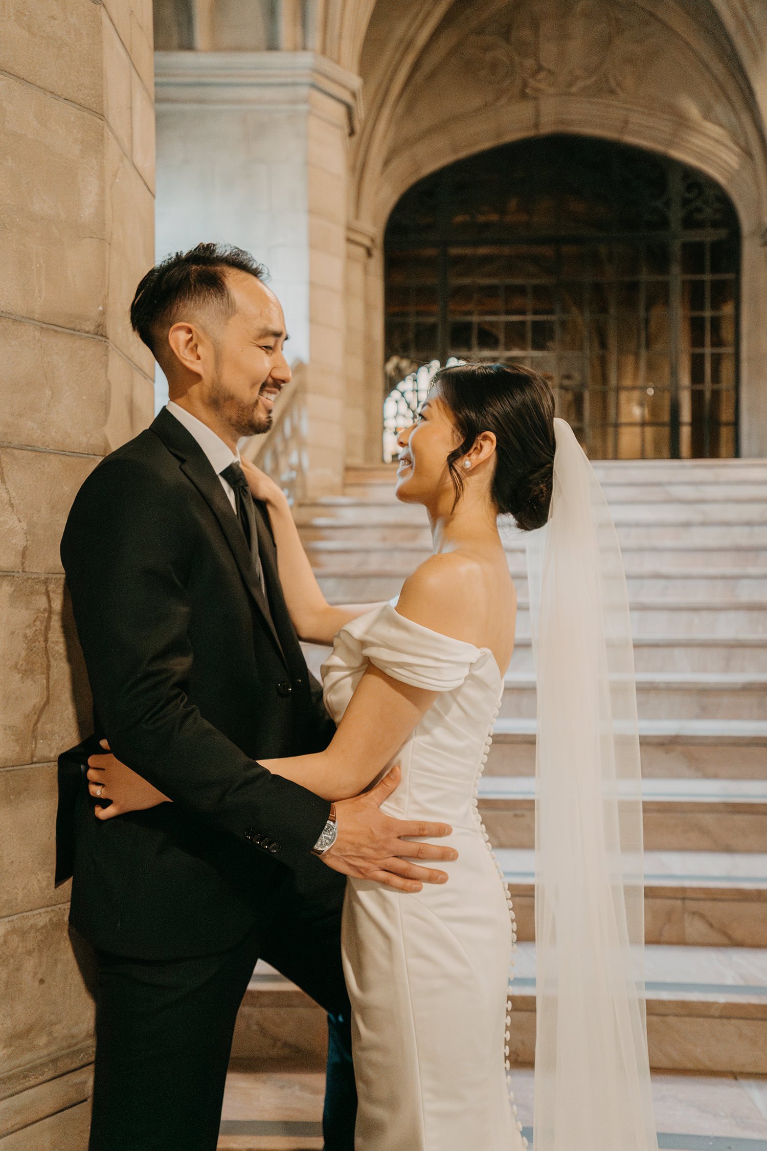 knox-college-bride-groom-portraits-toronto-wedding-photographer-14.jpg