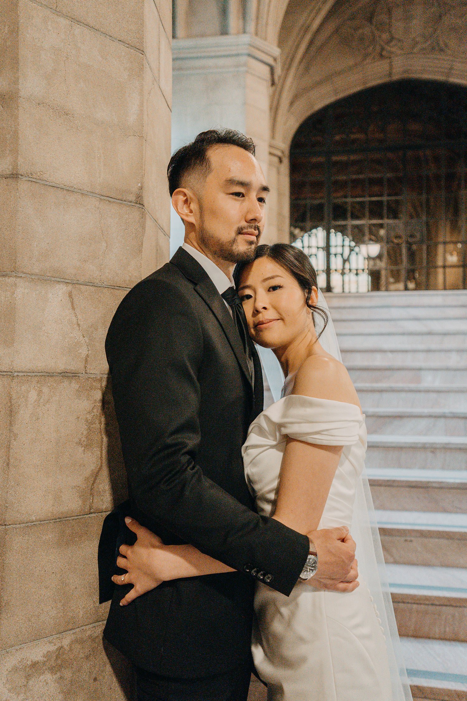 knox-college-bride-groom-portraits-toronto-wedding-photographer-19.jpg