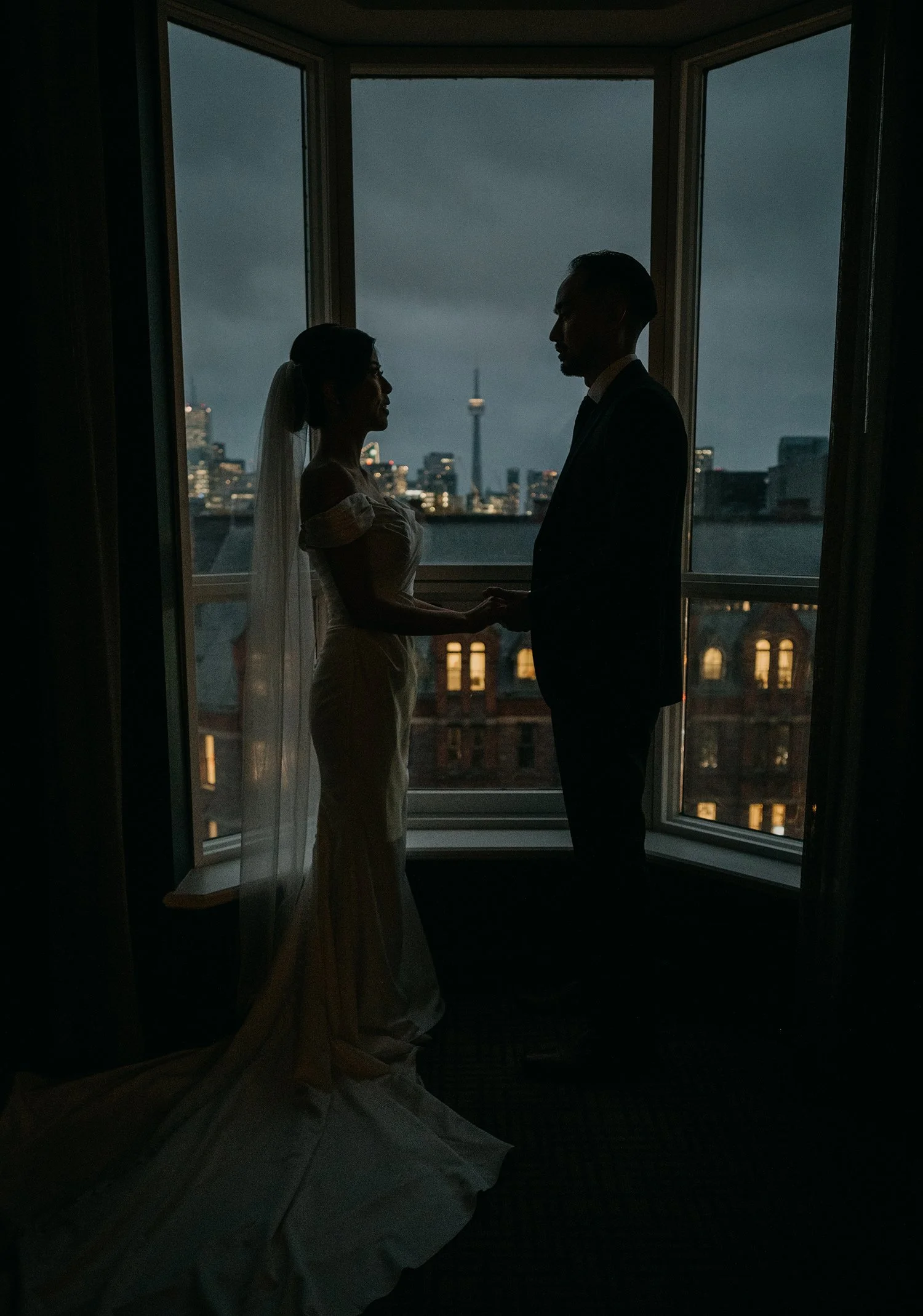 bride-groom-portraits-toronto-wedding-royal-sonesta-hotel-photographer-2.jpg