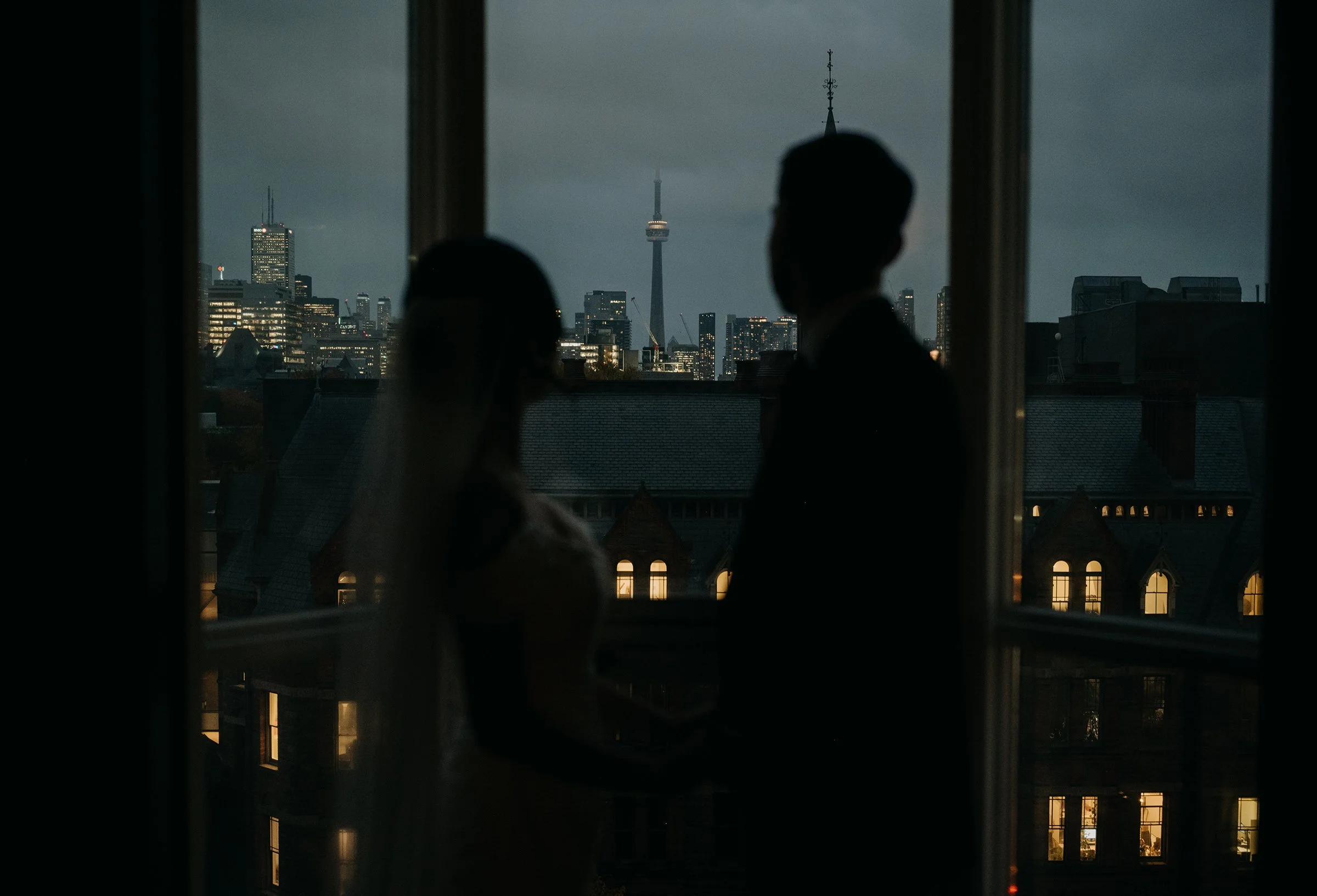 bride-groom-portraits-toronto-wedding-royal-sonesta-hotel-photographer-5.jpg