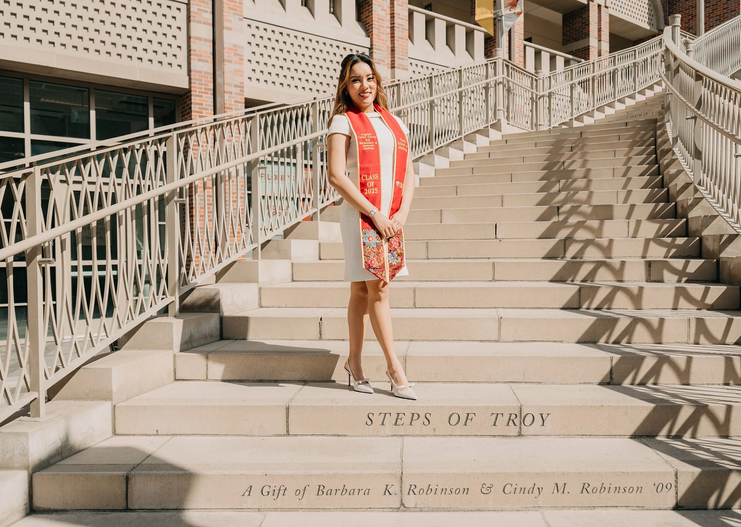 usc-graduation-portrait-session-steps-of-troy.jpg