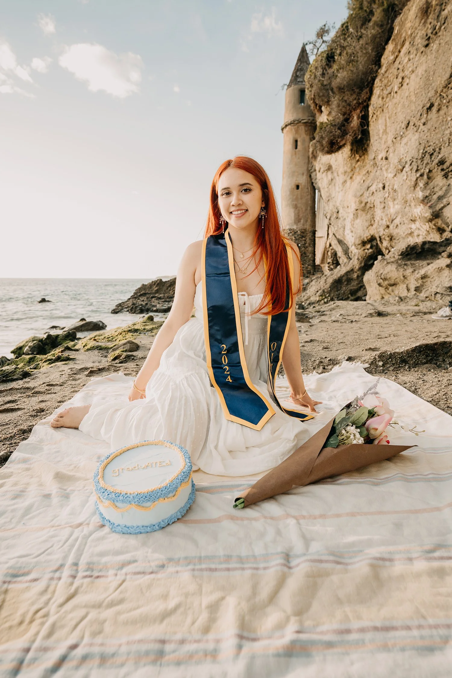 oregon-tech-graduation-photos-pirate-tower-laguna-beach-15.jpg