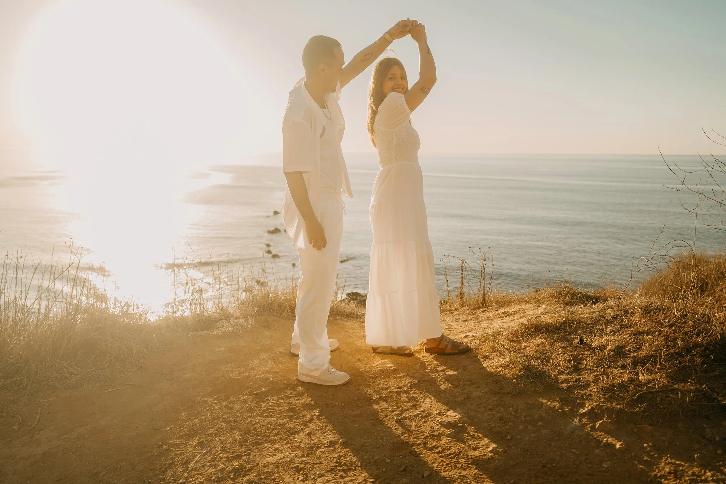 sunset-engagement-session-bluff-cove-palos-verdes-07.jpg