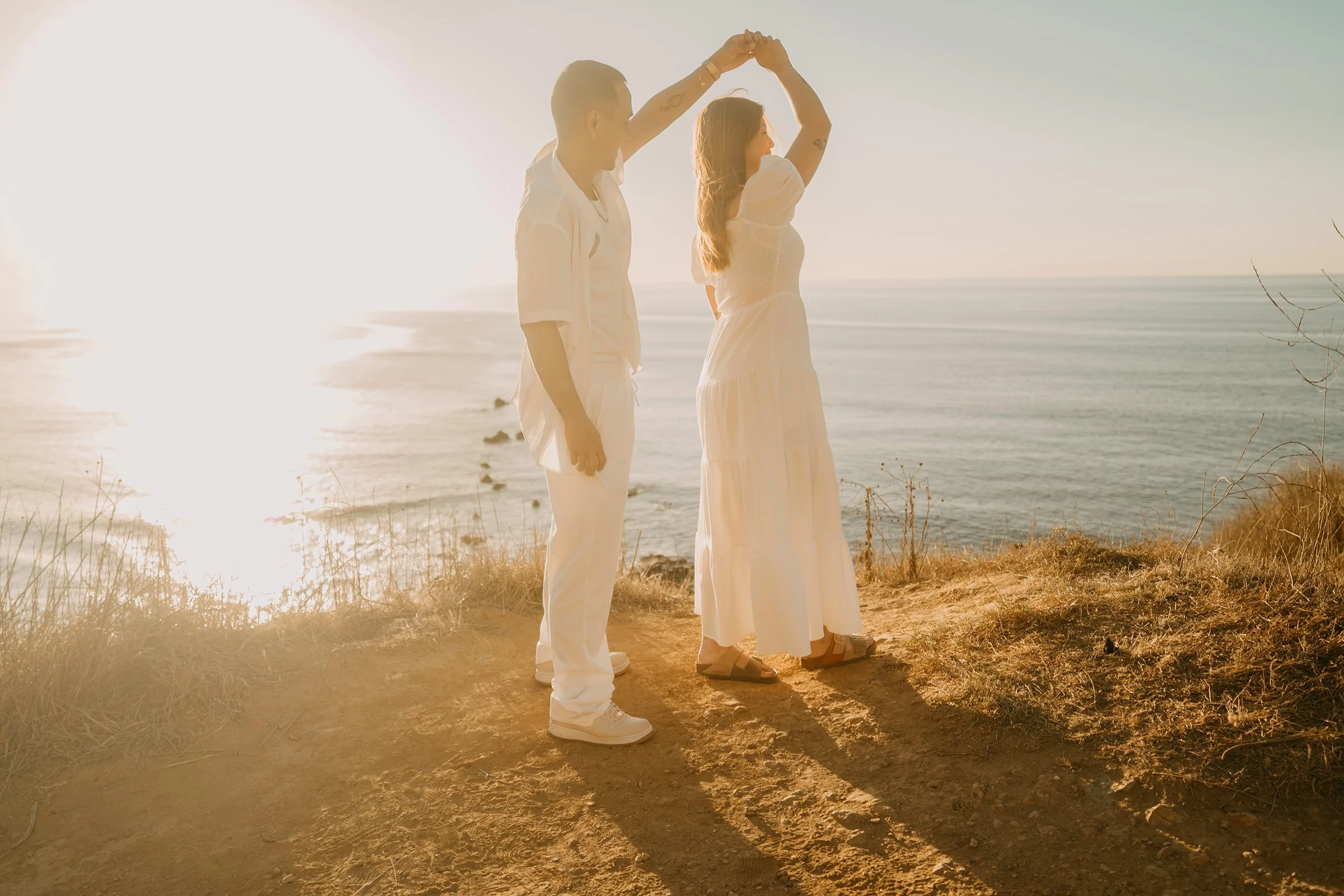 sunset-engagement-session-bluff-cove-palos-verdes-08.jpg