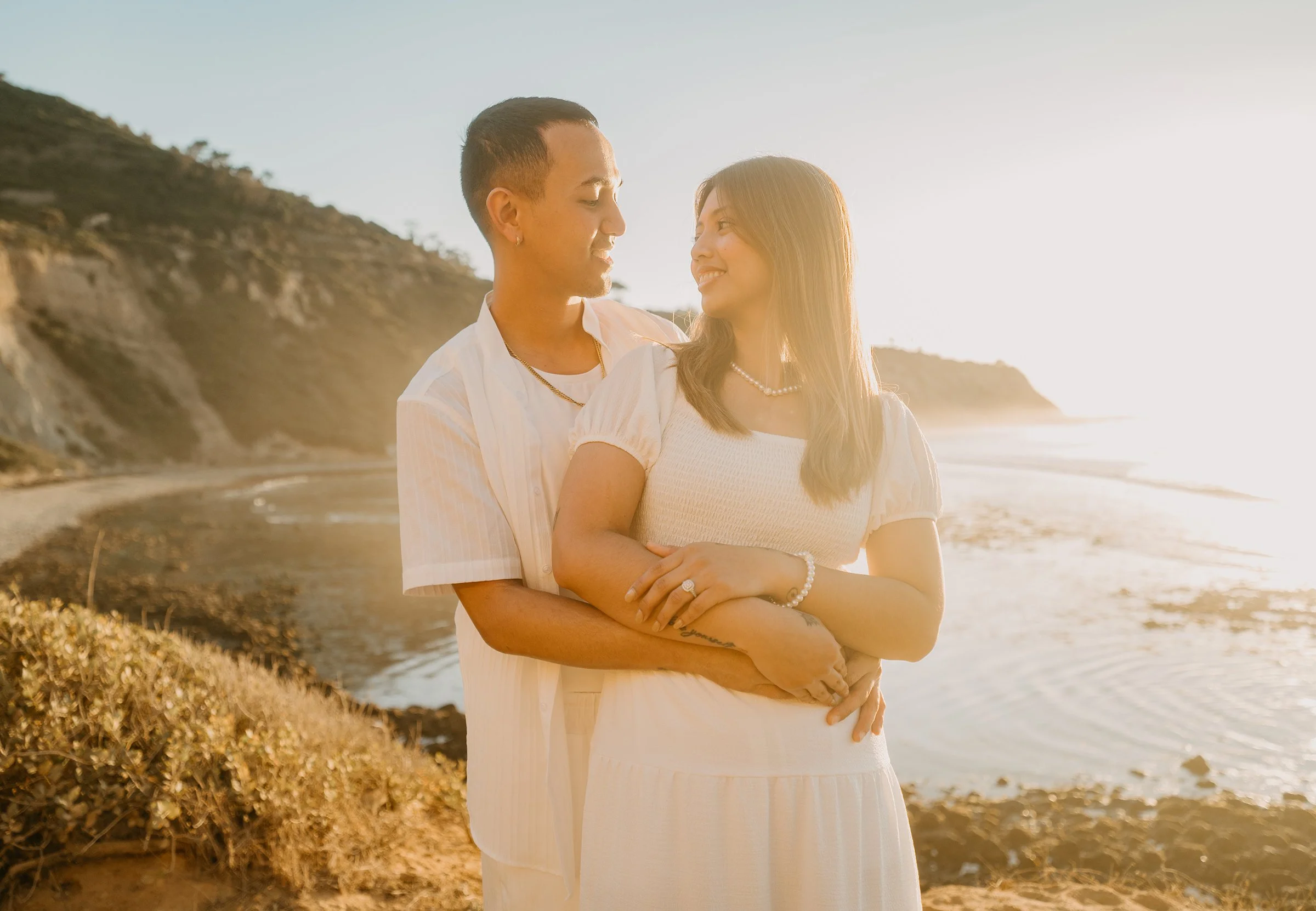 golden-hour-engagement-photos-palos-verdes-03.jpg