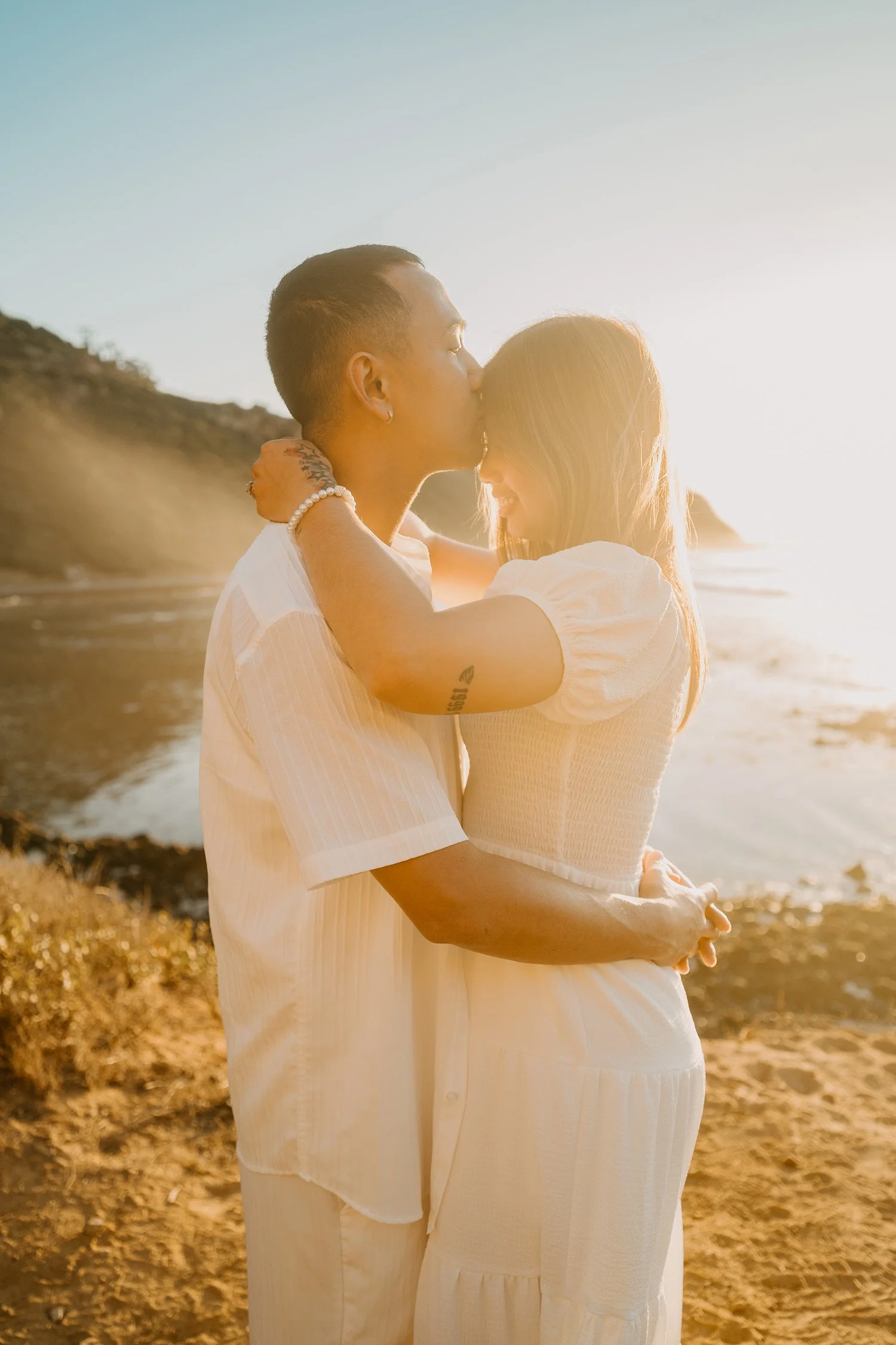 golden-hour-engagement-photos-palos-verdes-06.jpg