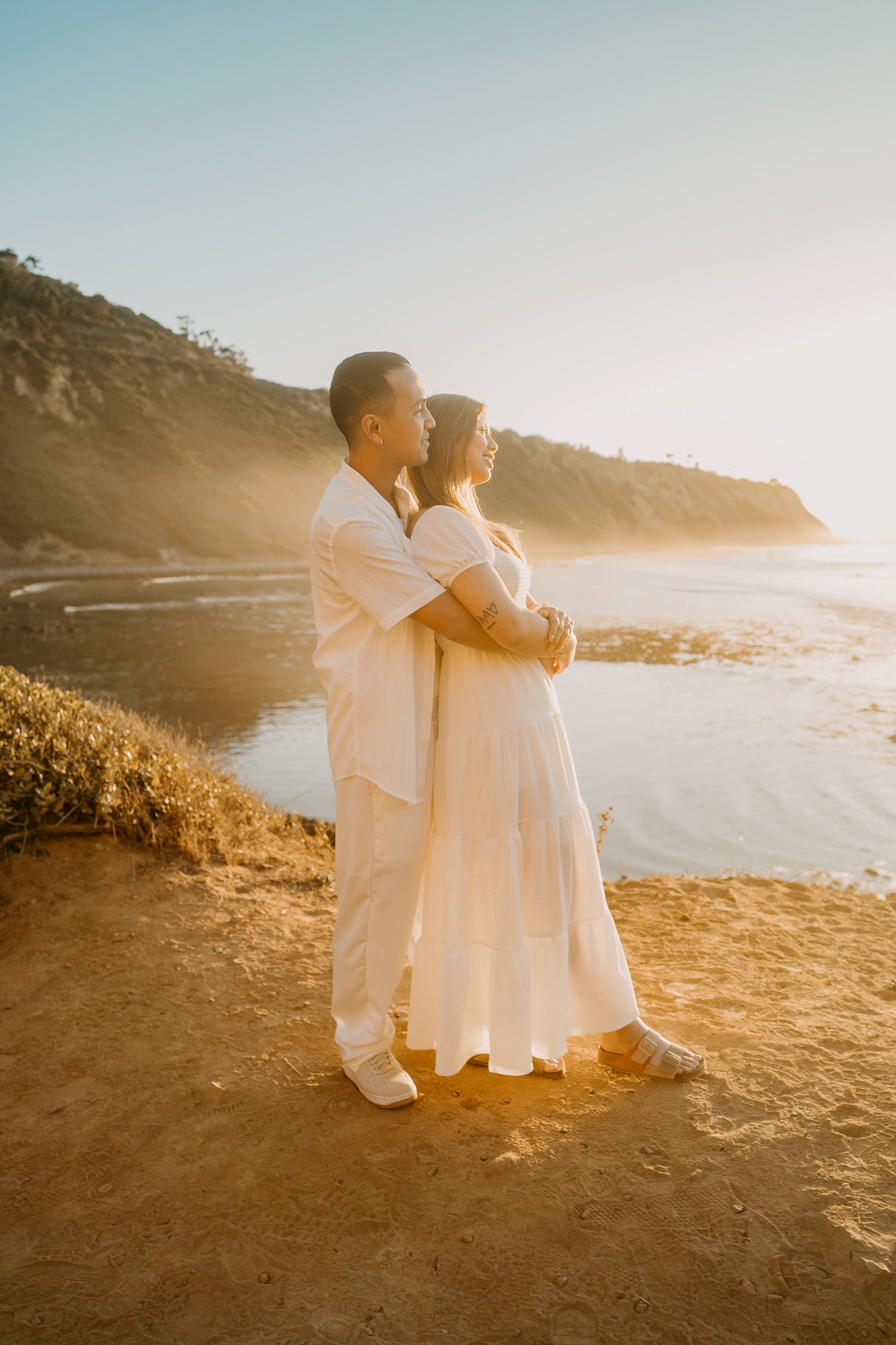 golden-hour-engagement-photos-palos-verdes-10.jpg