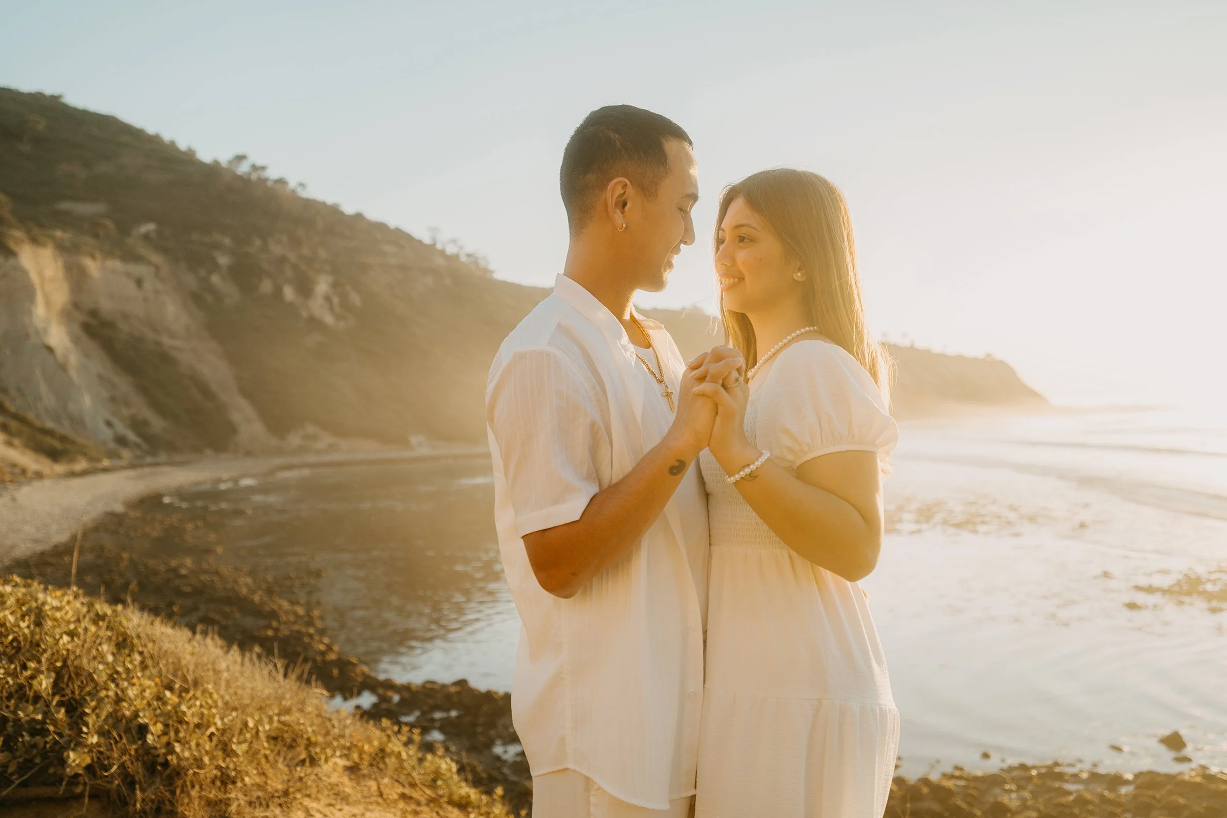 golden-hour-engagement-photos-palos-verdes-18.jpg