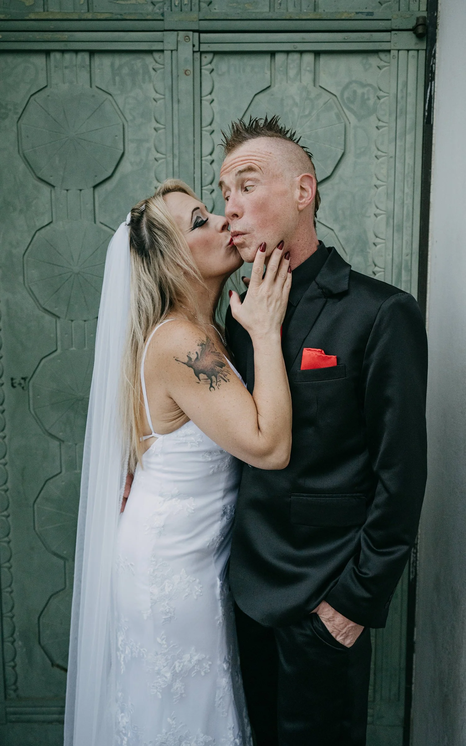 los-angeles-punk-rock-wedding-portraits-griffith-observatory-02.jpg