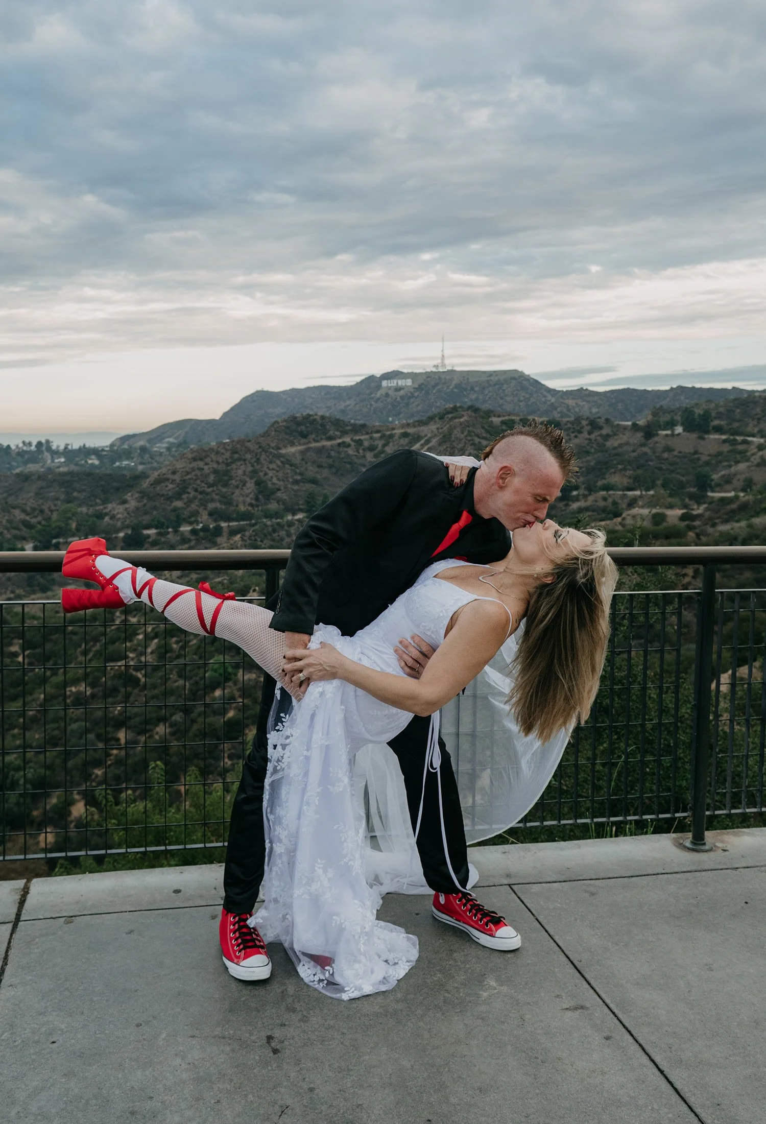 griffith-observatory-wedding-portraits-08.jpg