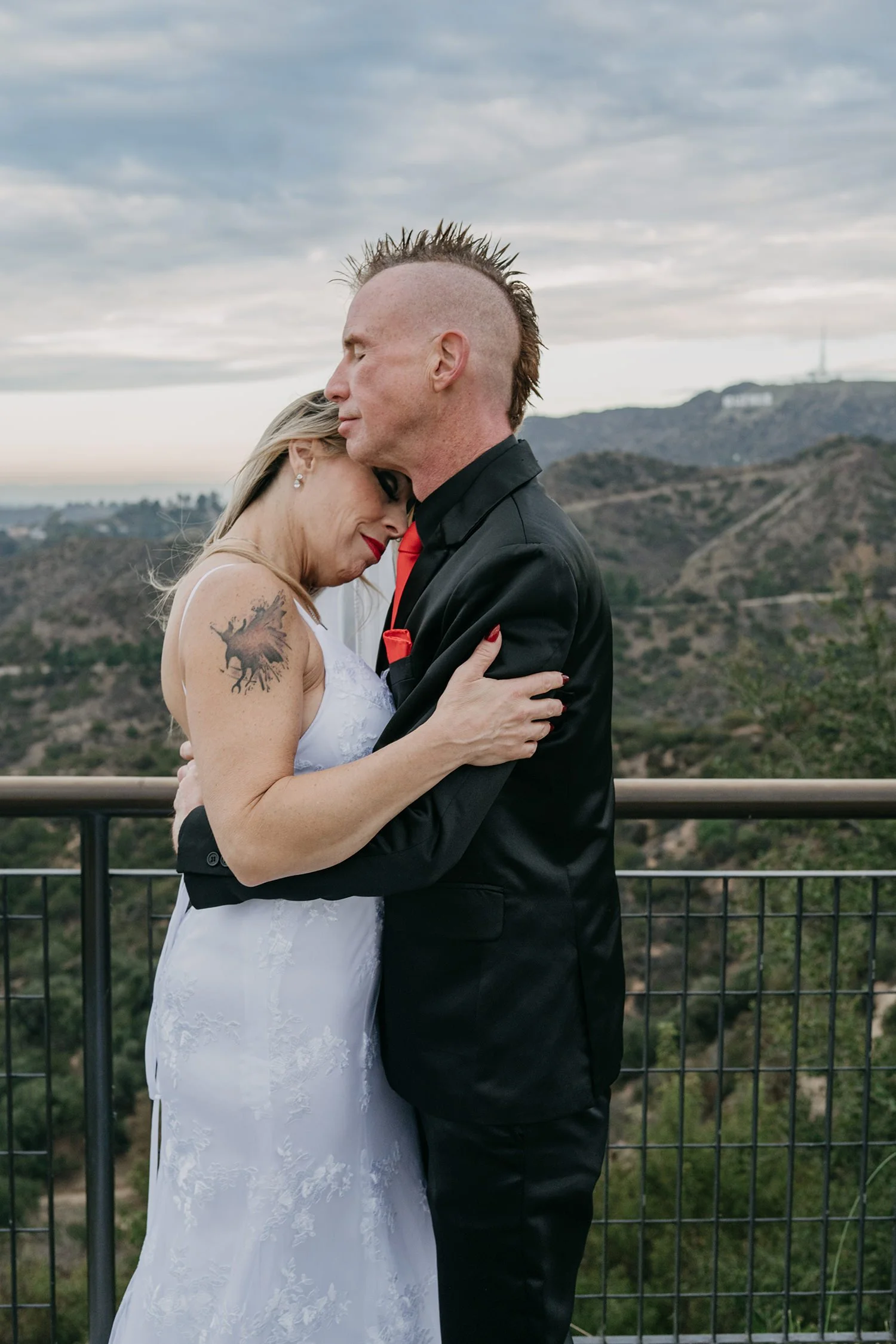 griffith-observatory-wedding-portraits-10.jpg
