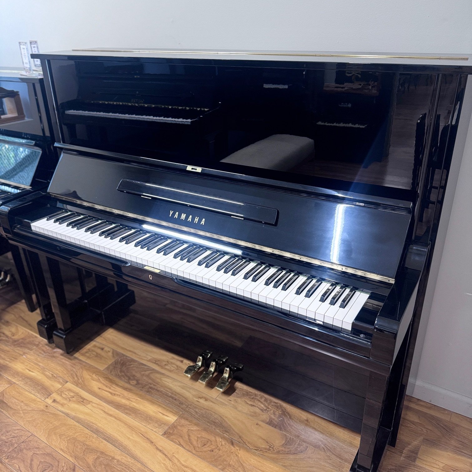 Yamaha U3