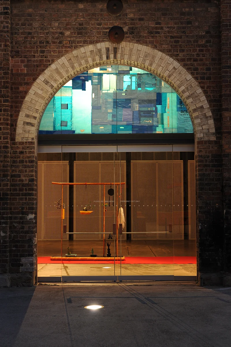 Sarah Goffman, Trashcan Dreams, 2010, curator Bec Dean, Performance Space, Sydney (photo: Garth Knight)