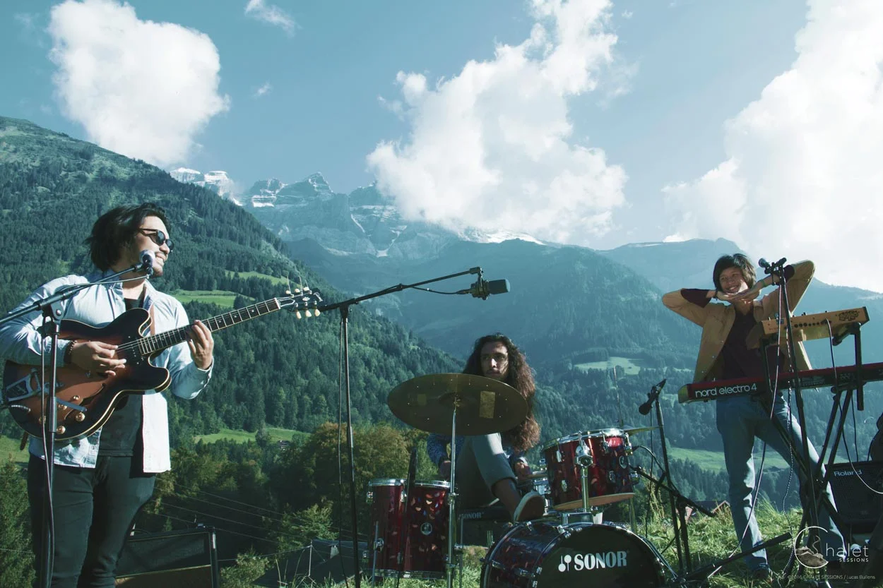 Cosmic Fields Session - band in front of "Dents du Midi" mountains