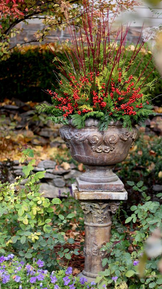 We'll be demonstrating making something similar to this gorgeous urn made by Garden Answer