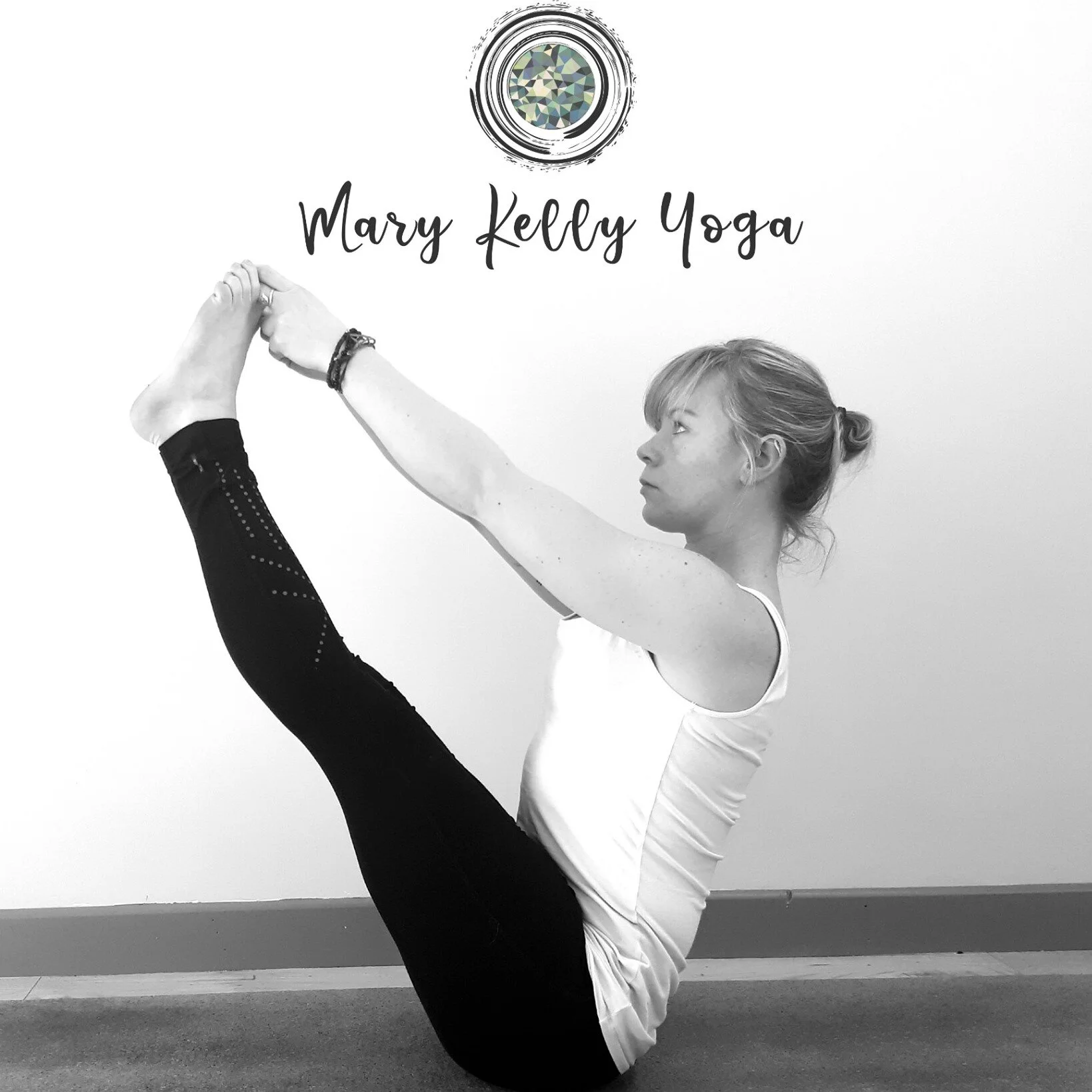 mky navasana.jpg
