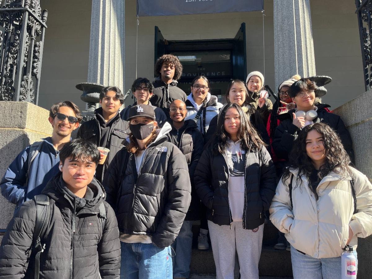 LEAH leaders and staff had the pleasure of visiting Providence's Athen&aelig;um! Both enjoyed learning about nineteenth century history from the heart of cultural life in Providence,  @pvdath. 

 #fieldtrip  #theLEAHproject #FamiLEAH #education #RI #