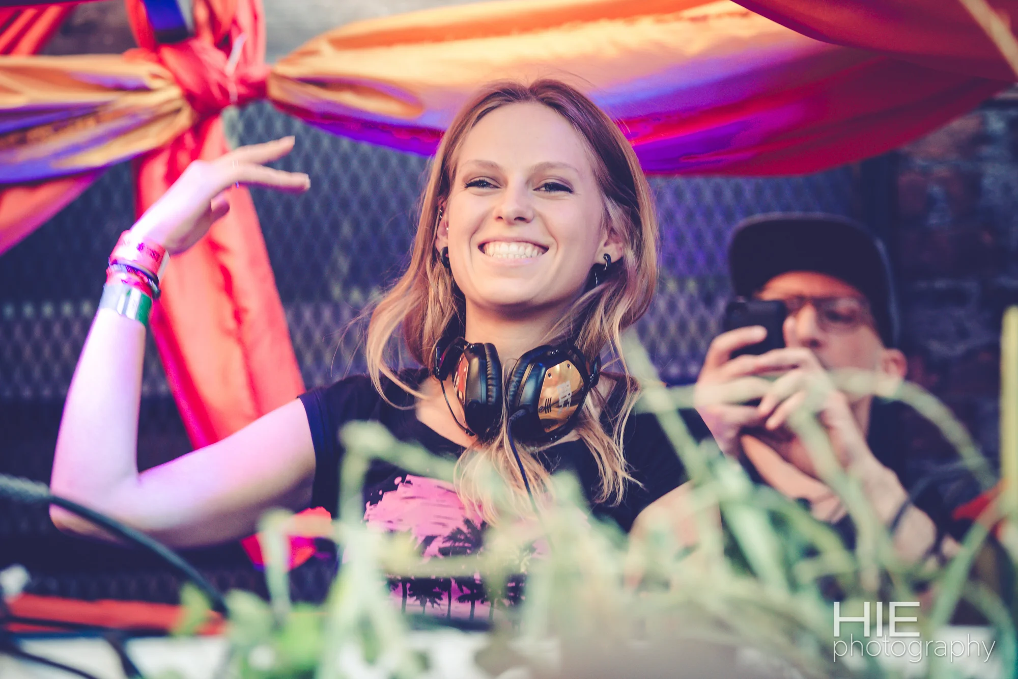 Nora En Pure