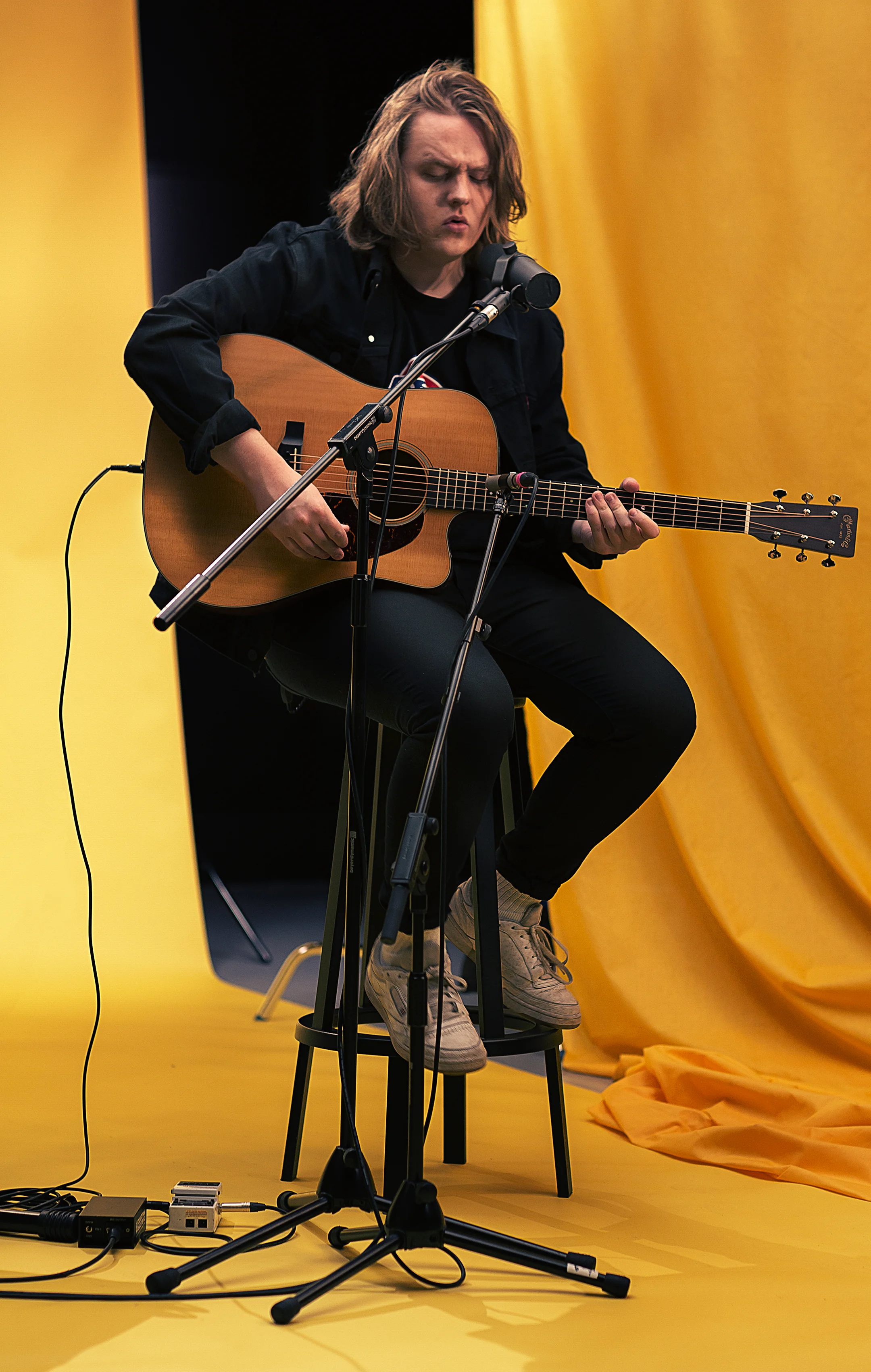 Lewis Capaldi / Acoustic Set 2018
