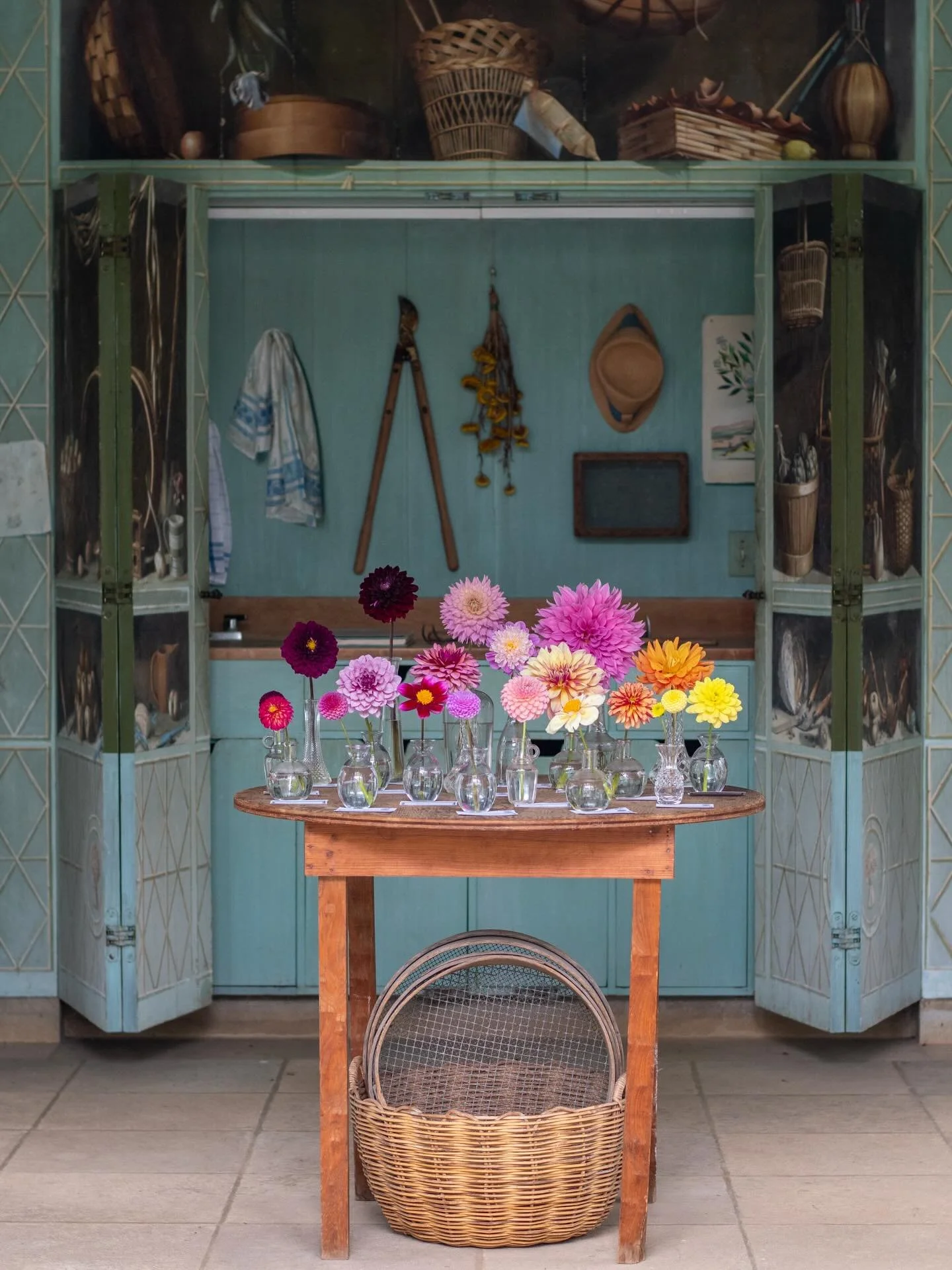 This year hasn&rsquo;t been easy, but the universe has a way of leaving small glimmers of light along the path. Photographing for @verandamag and seeing the story go live on my birthday was one of those glimmers to keep going. Grateful for @oakspring