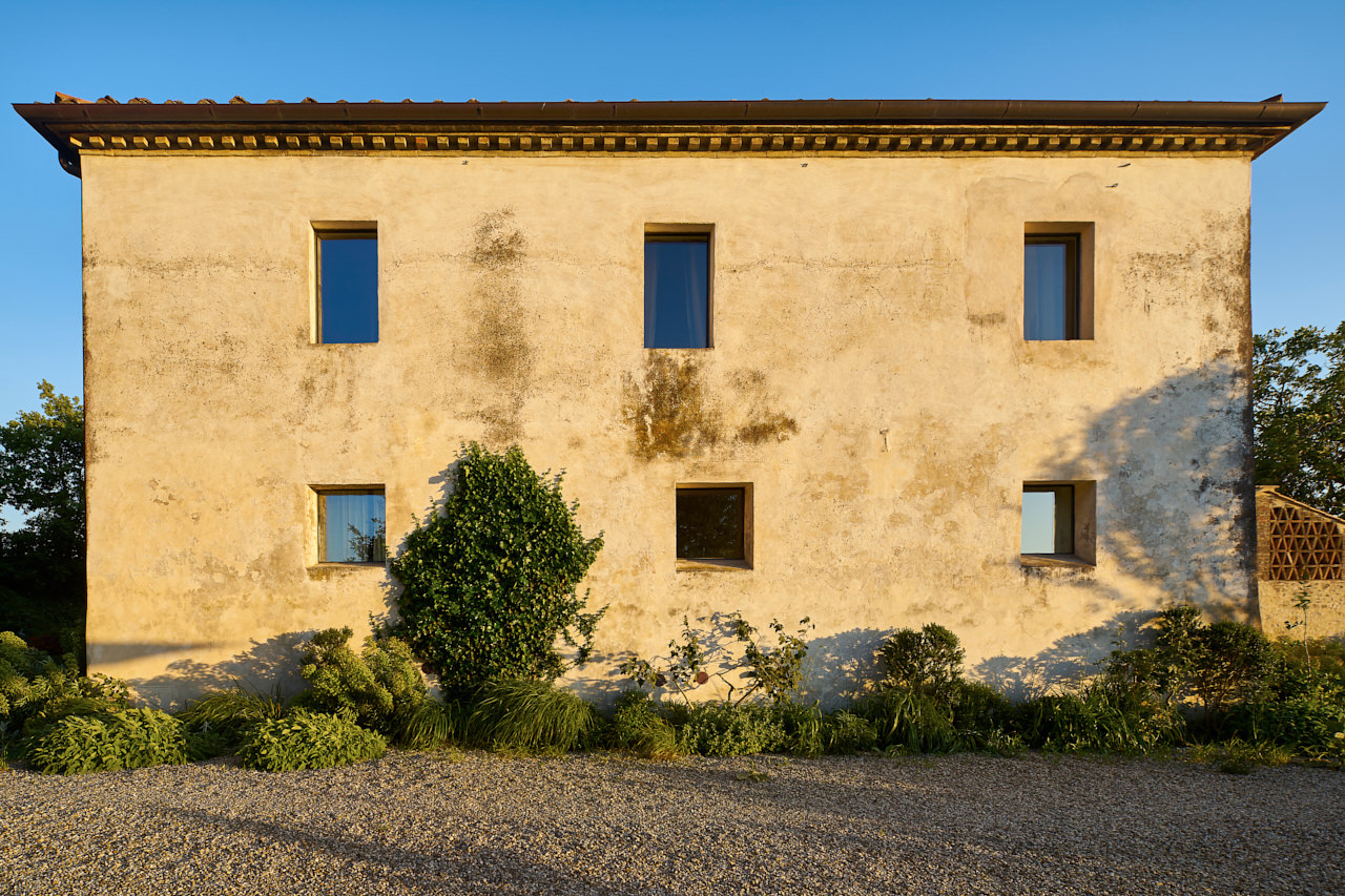  Casale di Cellole, design apartments in Chianti               