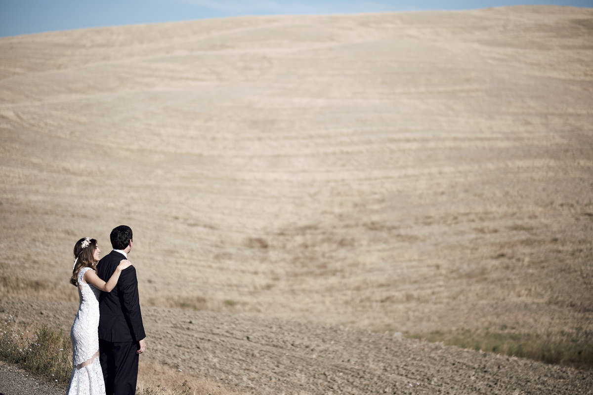  wedding, elopement, honeymoon, destinationwedding, siena, tuscany, pienza, val d'orcia, photographer, bagno vignoni, cipressini, cypress 