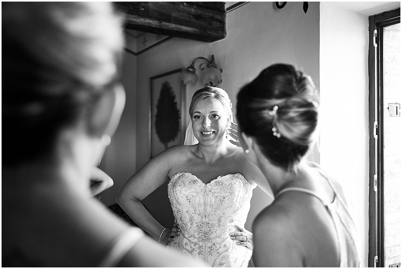  matrimonio, fotografo, fotografia, reportage, toscana, siena, trequanda, asciano, crete, villa boscarello, pometti, crete, val d'orcia 