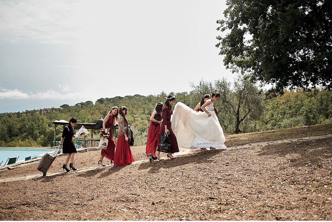  Bellissimo matrimonio nello splendido scenario della Certosa di Pontignano, nel comune di Castelnuovo Berardenga, in provicnia di Siena. Due cinesi di Hong Kong residenti in Italia, ha scelto questa splendida struttura per coronare il loro sogno di 