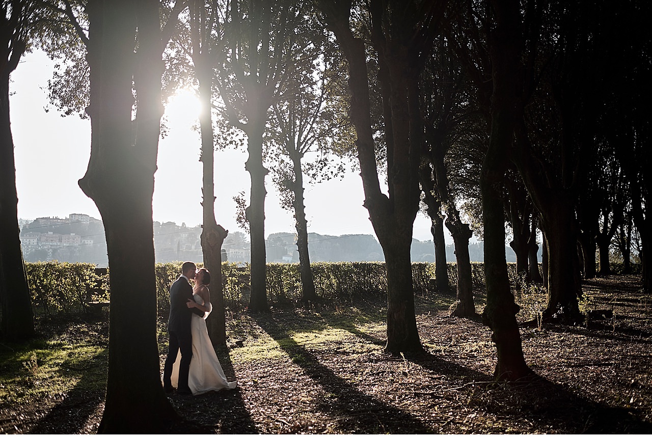  Winter wedding in Tuscany, on a beautiful sunny day. The ceremony was celebrated in the cityhall Concistoro room of Siena, overlooking Campo, the magnificent square where every year the palio is held. The reception was held at Le Volte di Vicobello,