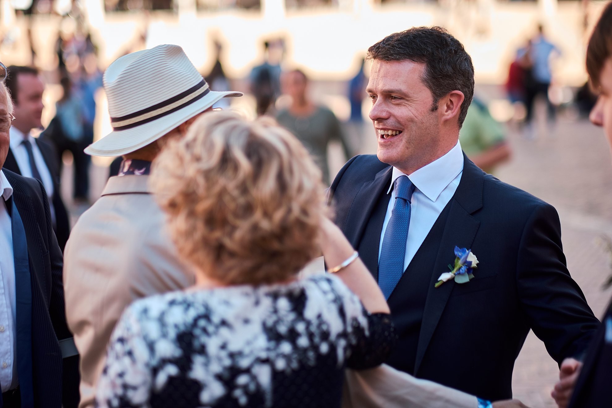  Matrimonio Irlandese celebrato nella sala del concistoro a palazzo pubblico in Piazza del Campo a Siena. Il ricevimento si è svolto nella bella villa Chiatina dell'azienda Pometti, nel comune di Buonconvento al confine con Asciano e vicino a Monte O