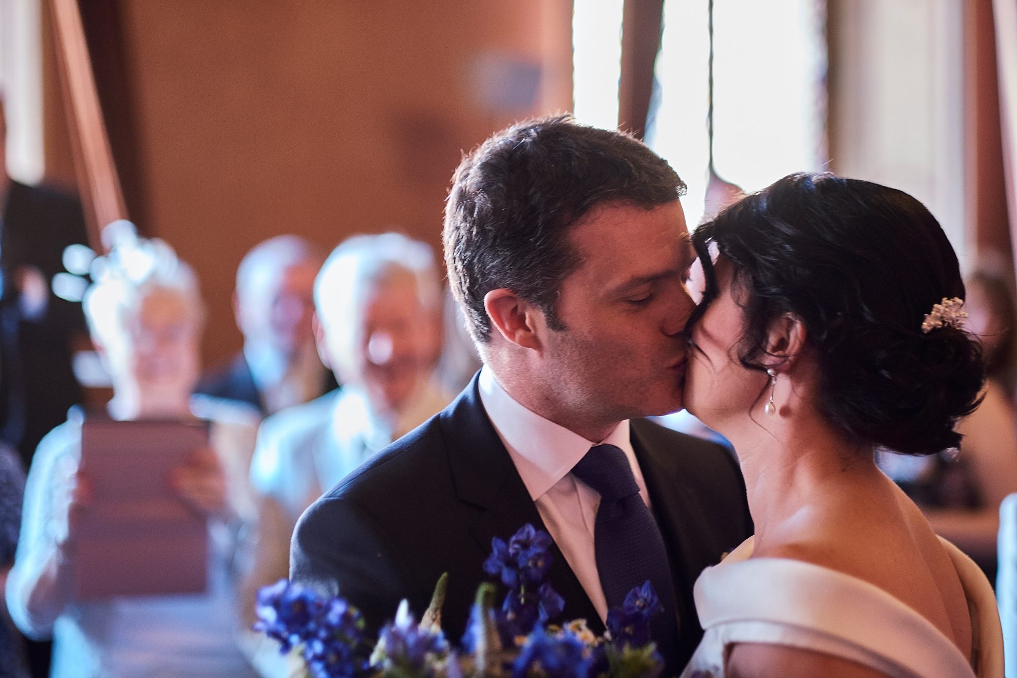  Matrimonio Irlandese celebrato nella sala del concistoro a palazzo pubblico in Piazza del Campo a Siena. Il ricevimento si è svolto nella bella villa Chiatina dell'azienda Pometti, nel comune di Buonconvento al confine con Asciano e vicino a Monte O