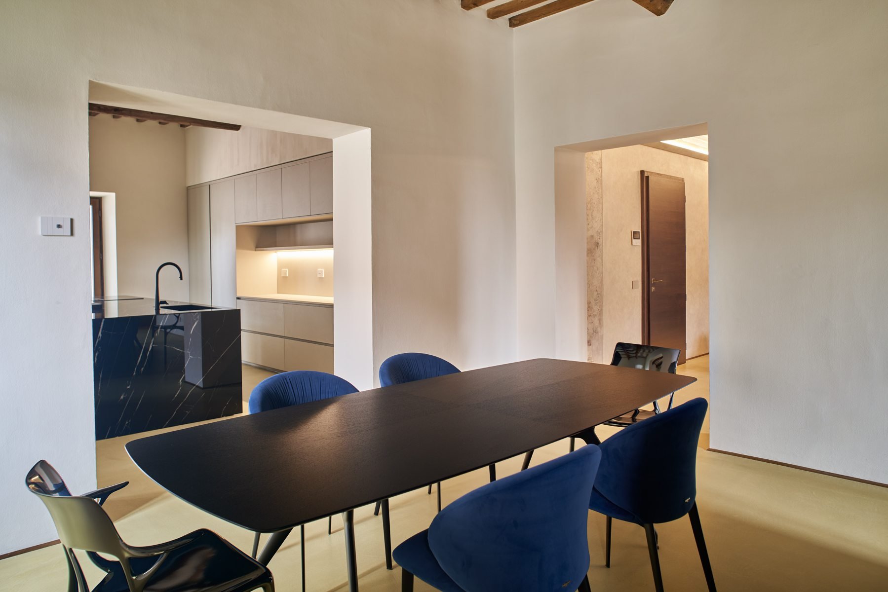 photography_interiors_siena_tuscany_commerciale_real_estate_accomodation_b2b_011.jpg