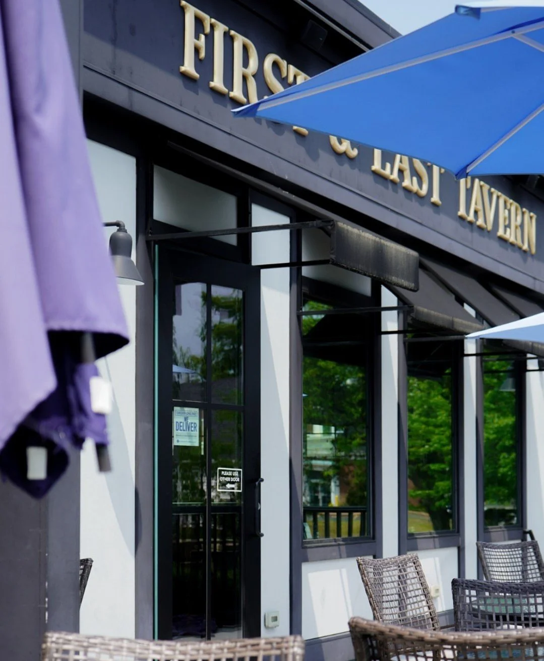 It&rsquo;s Christmas Eve and we&rsquo;re here &rsquo;til 3pm! 🎅✨ Stock up before we close for the holiday. We&rsquo;ll be closed tomorrow.