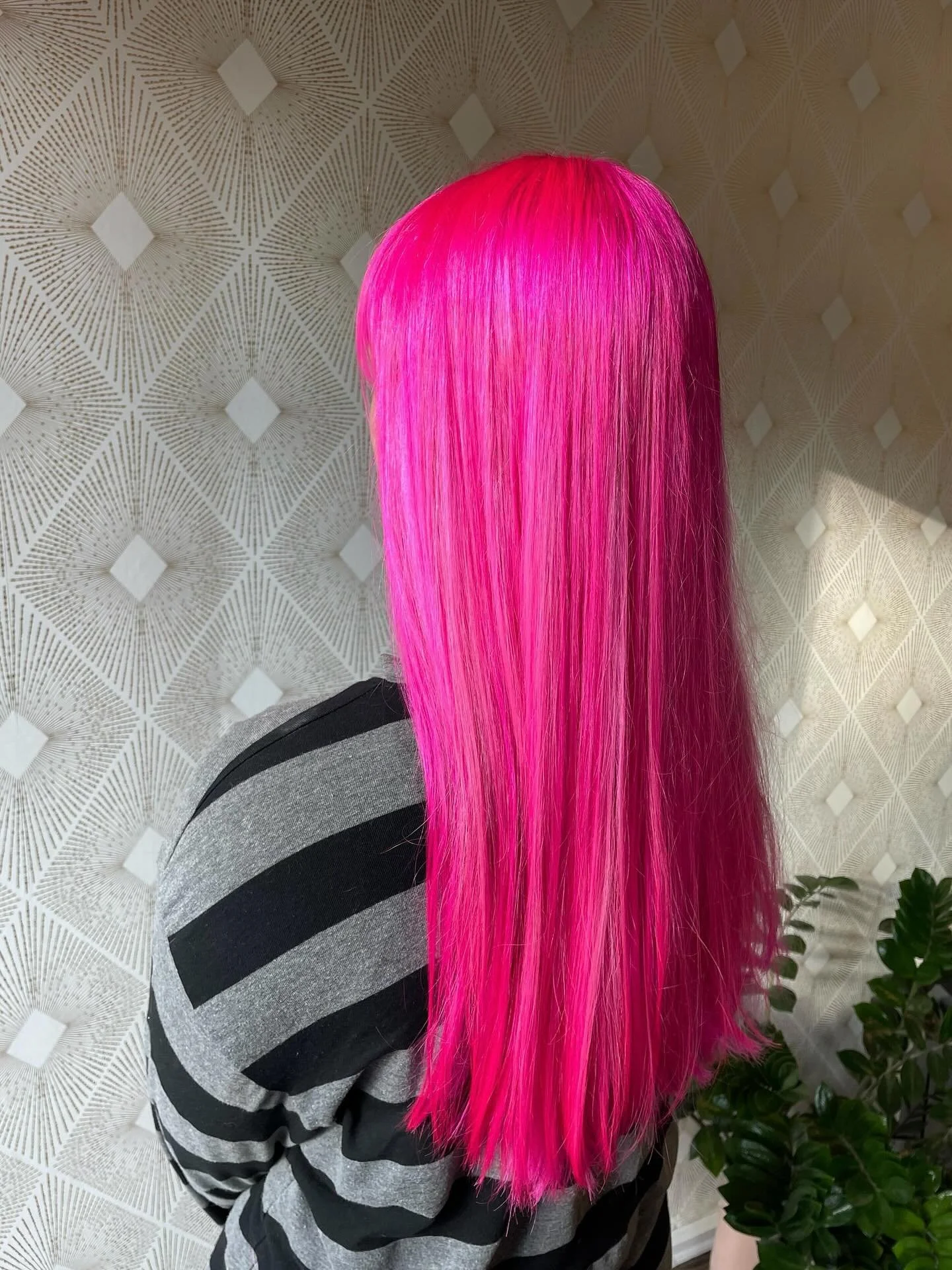 It&rsquo;s electric ⚡️💖⚡️ Stunning hot pink by senior apprentice @shampoossen. 

Color achieved by using @goldwellus Elumen Pk@all. Wow. Just wow. 

#hotpinkhair #electrichair #pinkhair #pinkhairdontcare #brighthair #neonhair #vibranthair #goldwellu