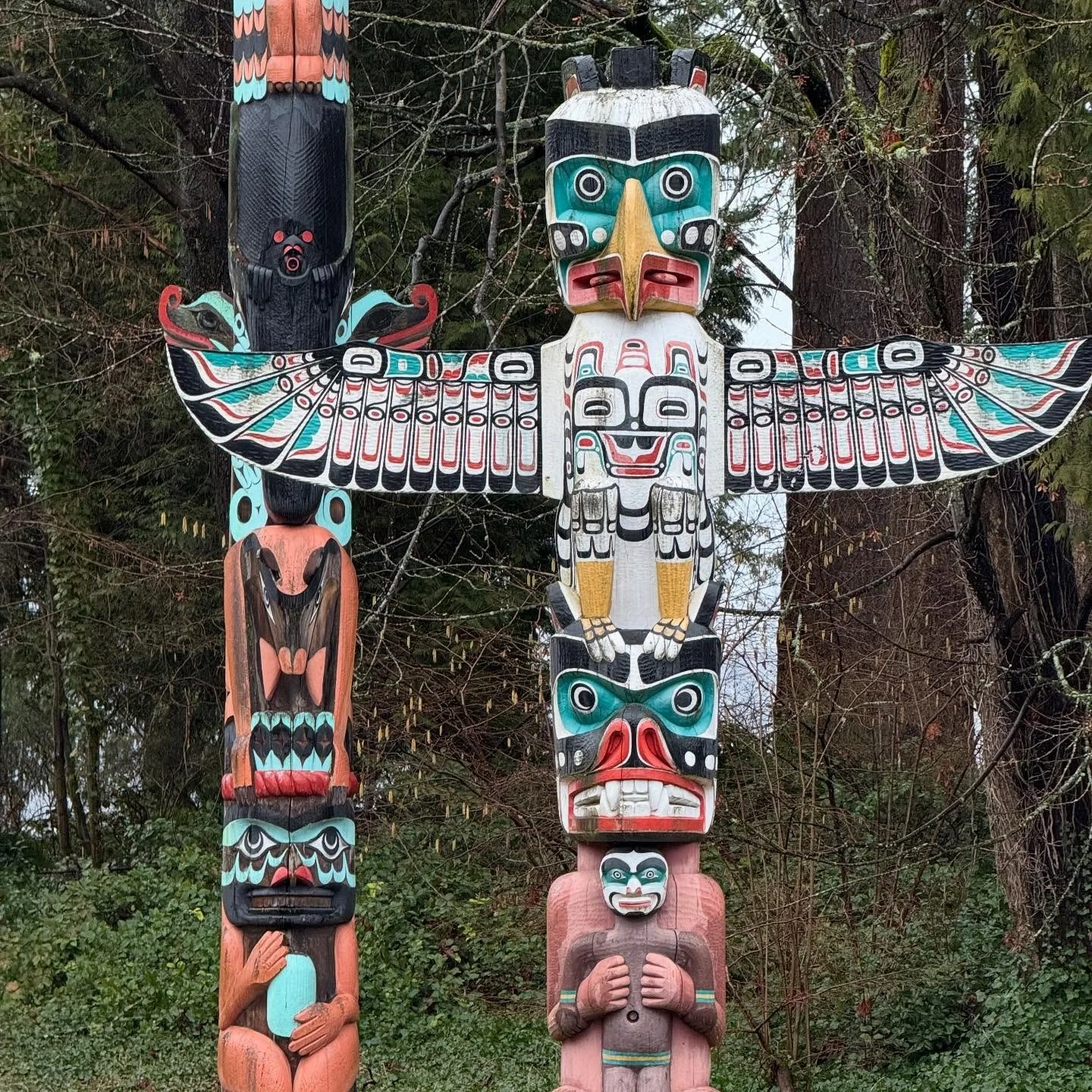 A quick day in Vancouver before flying home. We managed to squeeze in Stanley Park and Gastown. We did a lot of walking (and singing) in the rain. Then enjoyed more laughs and an incredible early birthday dinner at @themackenzieroom. 

This city defi