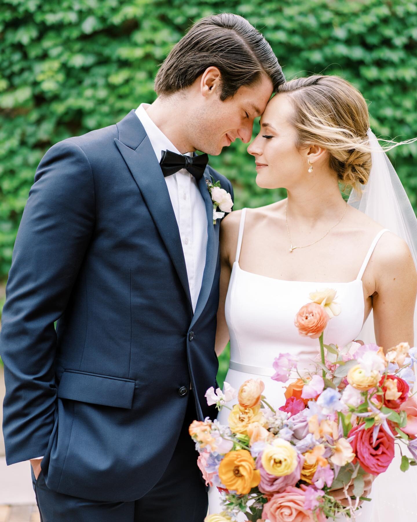 💖💖💖
Photo: @beccaleapierson 
Planning: @lindseyzamora @pop_parties 
HAMU: @jonesbeautyco 
Venue: @dallasmuseumart